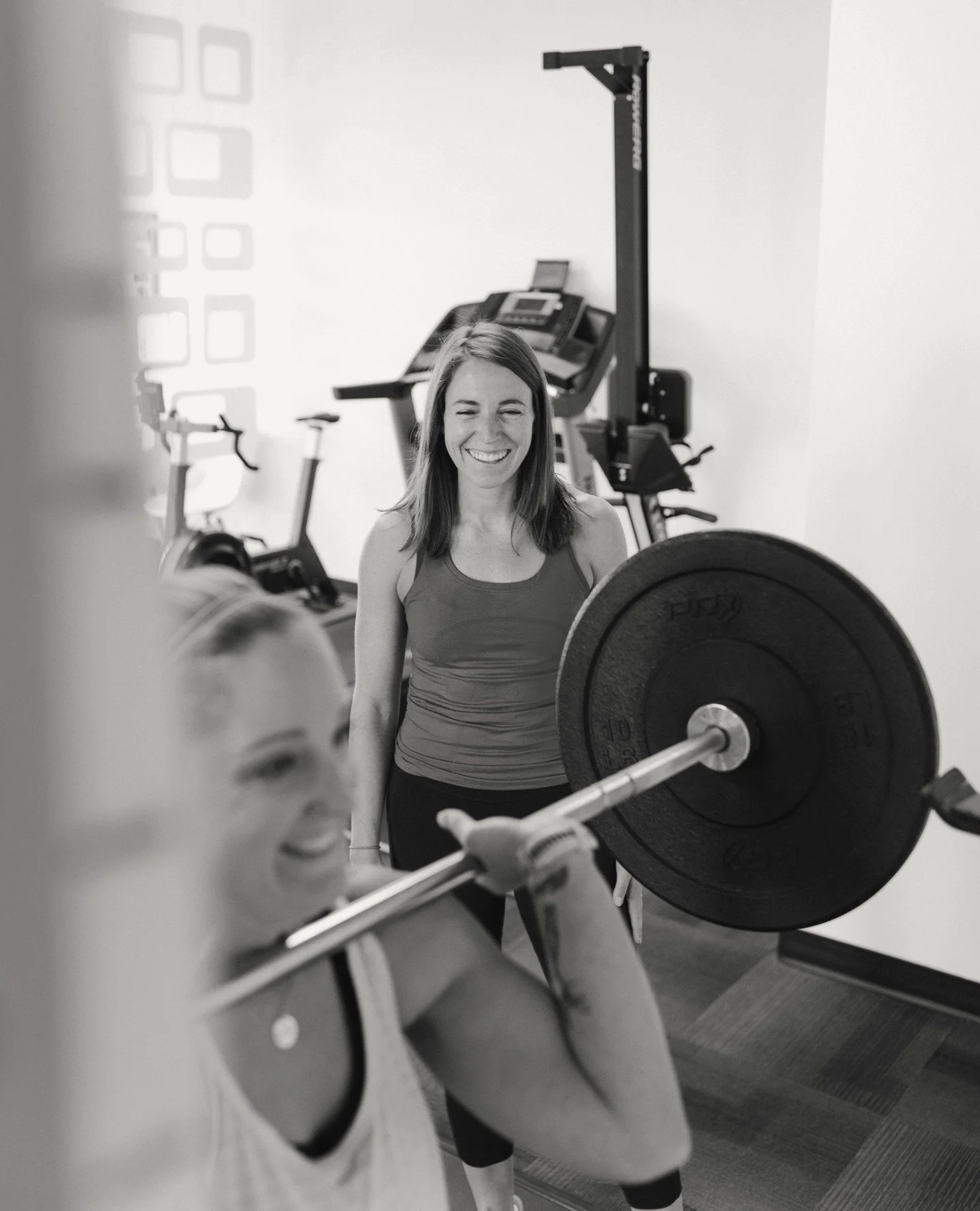 Perimenopause and menopause can feel like a whirlwind&mdash;hot flashes, weight changes, mood swings, and a flood of conflicting advice.⁠
⁠
We know how confusing this phase can be. There&rsquo;s so much information out there, and it&rsquo;s hard to k