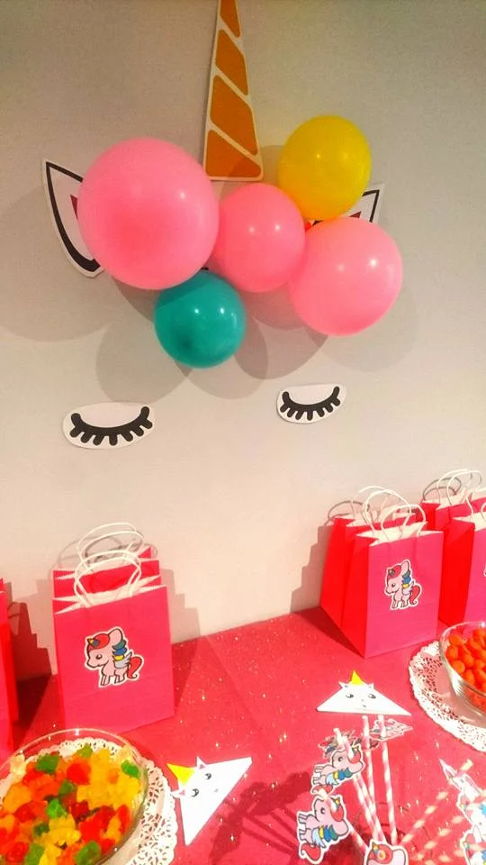 décoration d’un anniversaire “licorne”