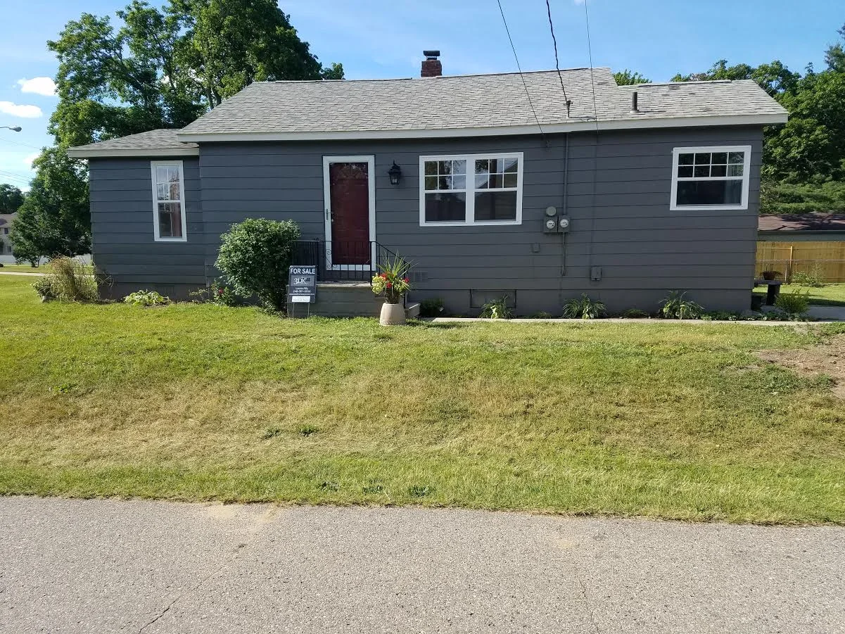 Lansdowne Side View.jpg