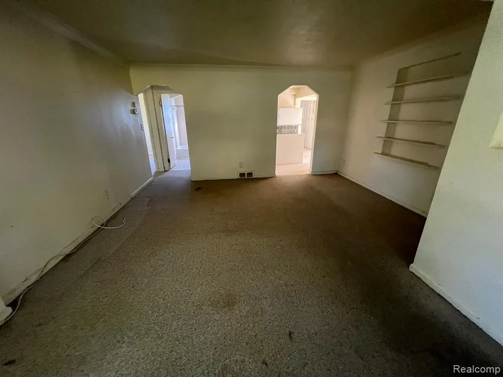 Living Room Brentwood Before.jpeg