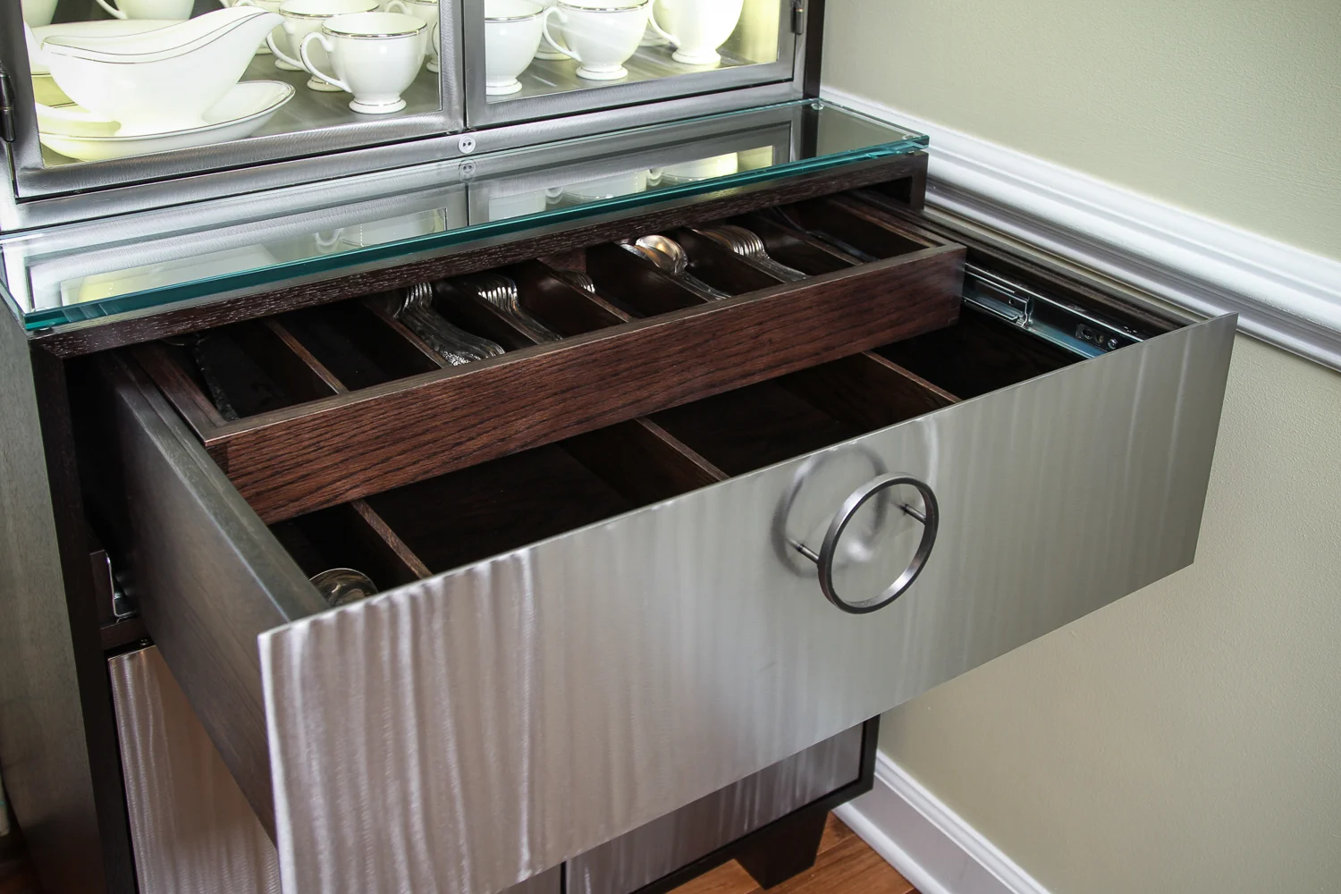 Desb_Cab_Drawer-1-2.jpg