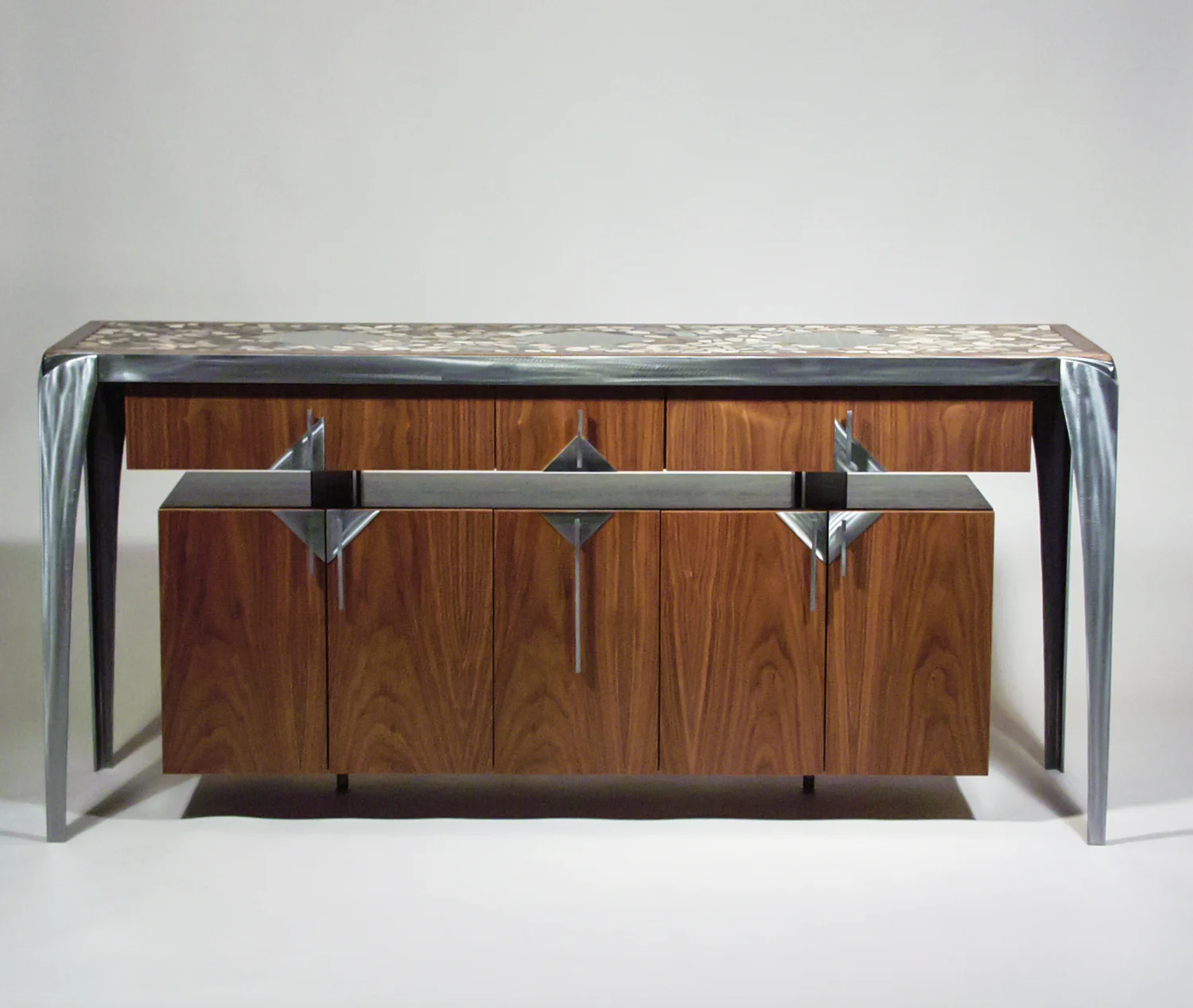 Lapine Console06.jpg