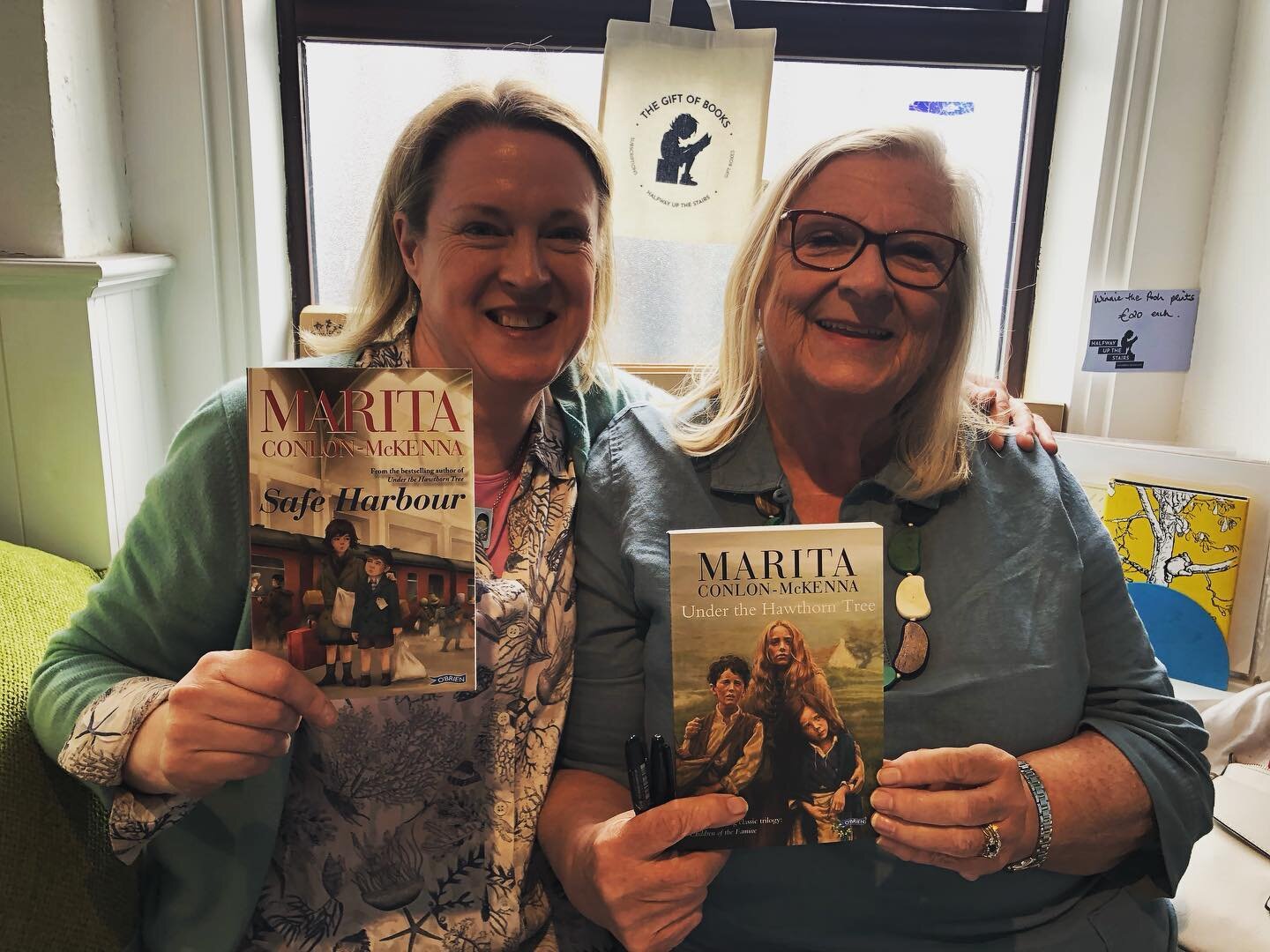 It was wonderful to have Marita Conlon-McKenna @halfwayupthestairsbookshop yesterday. She talked to a packed house about her memories of Greystones and her new edition of Safe Harbour. Then she met her fans and signed their books. And answered all th