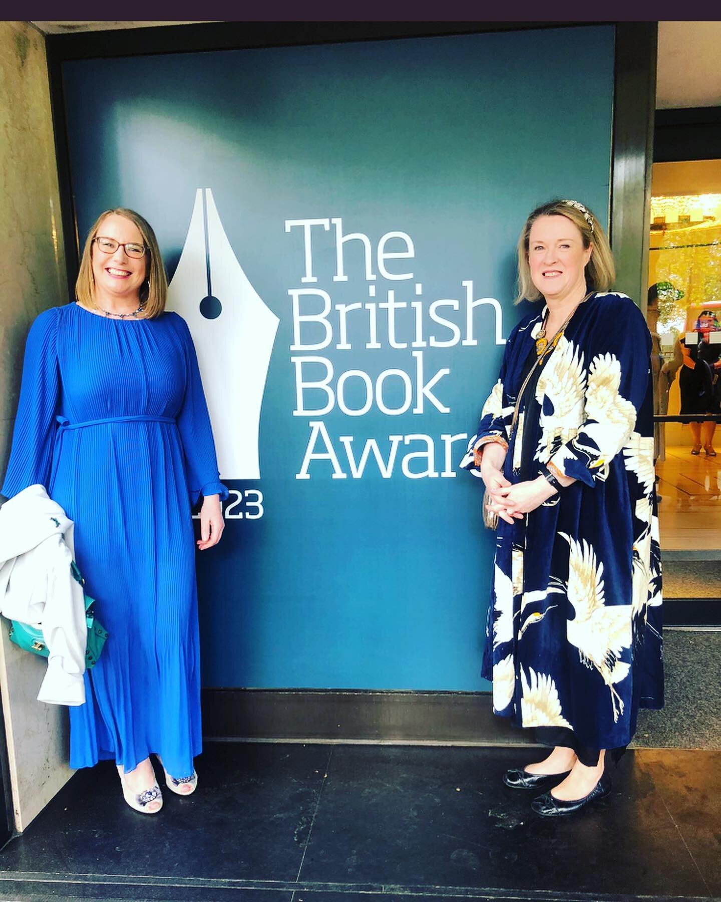 We had a great time at the #BritishBookAwards last night. @halfwayupthestairsbookshop was shortlisted for two awards which is amazing for a new-ish Irish bookshop with a small team. No prizes this year but maybe next year.
It was lovely to see some o