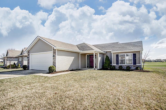I'm excited to share this NEW ADORABLE listing with you! 7166 Desdemona Crossing in NW ALLEN SCHOOLS, 3BED/2BA and a gorgeous view! Priced at $159,000. If you are a buyer or know anyone who is, message me! #FortWayne #NewListing