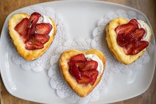 Need some treats for mom!? No where else to go other then @thecookingcompany_ct Open today until 6:00! All the desserts you see here are available today! #food #foodie #foodphotography #foodpic #foodblog #foodlover #foodgasm #foodintheair #forkyeah #