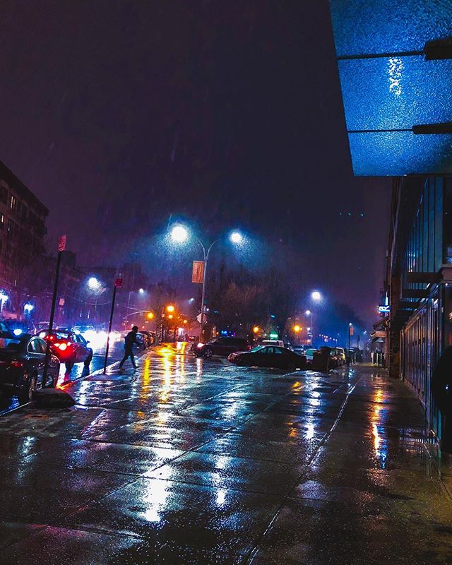 🌌 🌧 🚶&zwj;♂️