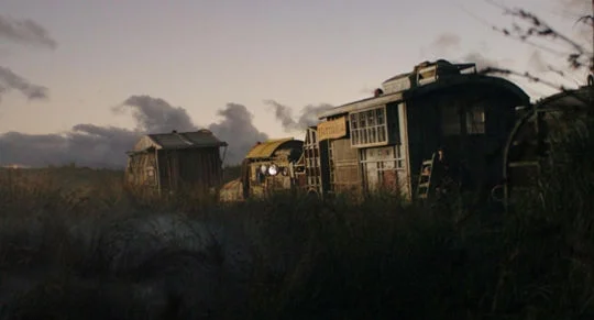 Maddigan_s_Quest_Gallery_Caravans.jpg.540x405.jpg