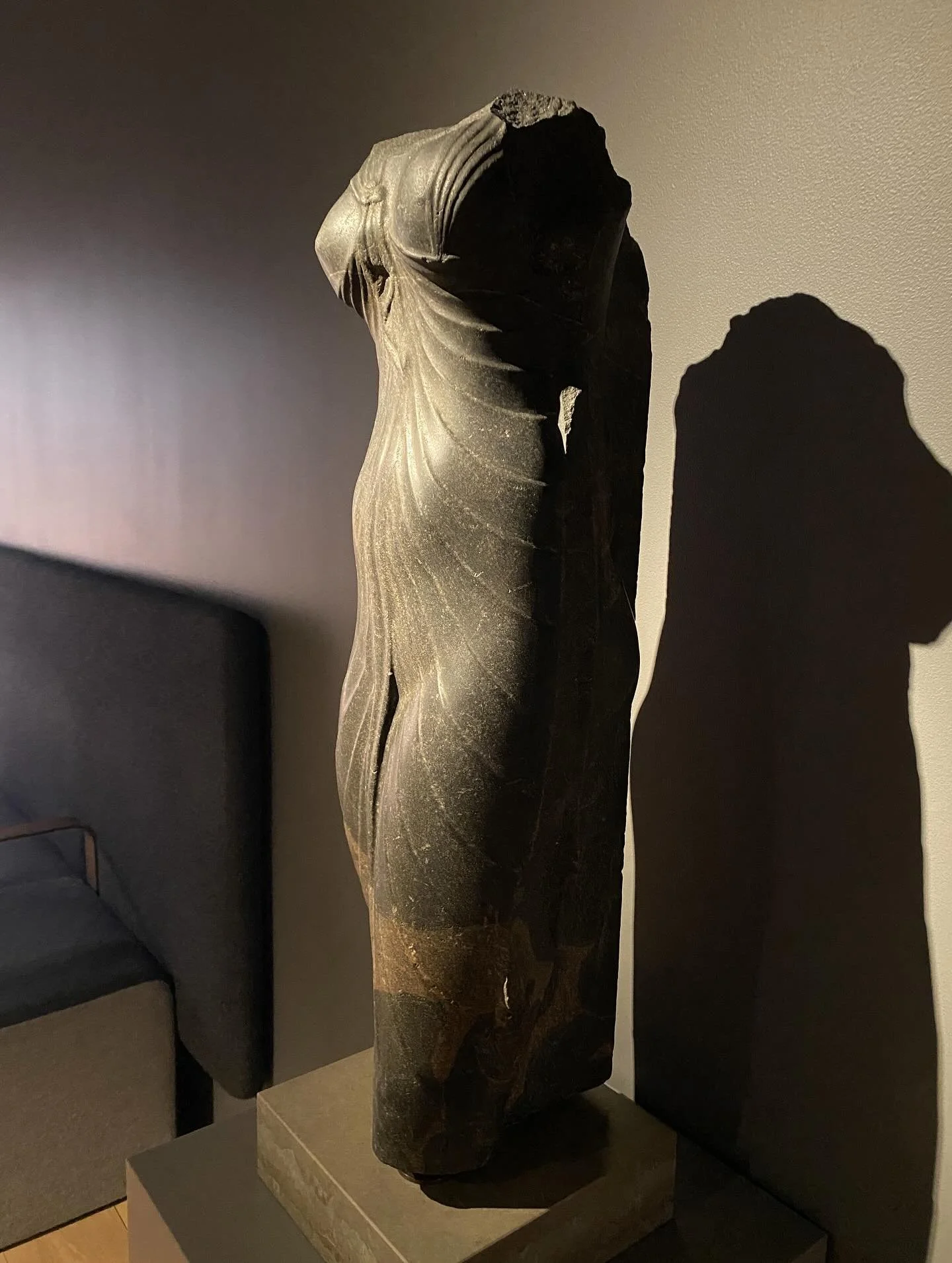 Art is healing. Surrounding ourselves with beauty and wonder is soothing to the nervous system. 
Art from Oslo National Museum
.
.
.
.
#oslonasjonalmuseet #isisgoddess #edvardmunch #haraldsohlberg #mengaschjelderupebbe #artheals #arthealsthesoul