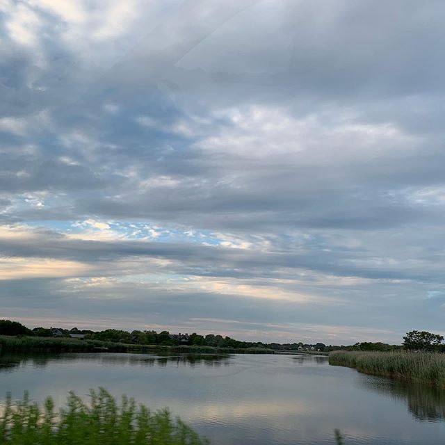 Beauty is Truth 💙🎯#itnevergetsold #thehamptons #nofilter #writersofinstagram #writinginspiration