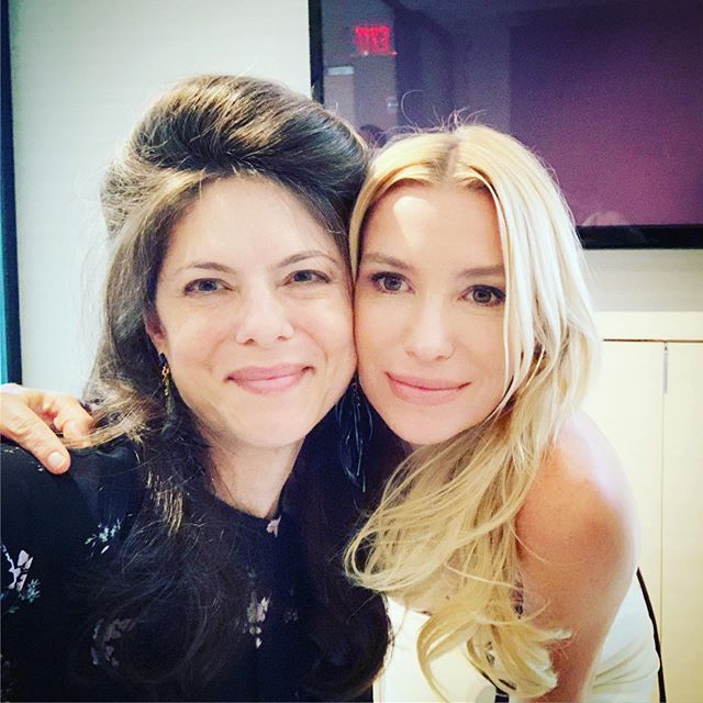 TA and Barneys - a dynamic duo 🎯🍾I was thrilled to help celebrate the launch of the modern, chic new collection from @tracyandersonmethod and @barneysny #launchlunch #tamily #tamilyfriends #traceyandersonmethod #writersofinstagram