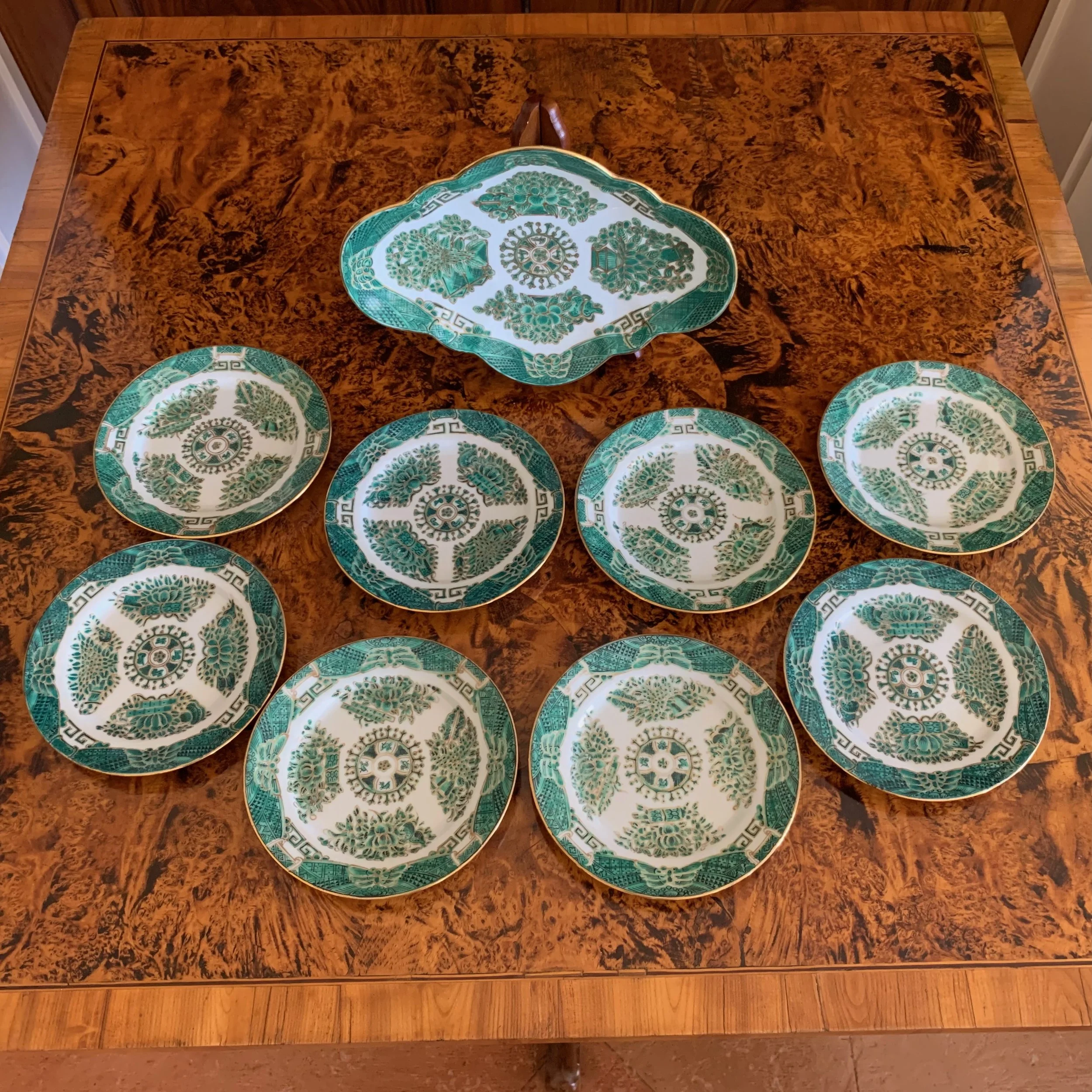 Green-Fitzhugh-Pattern-Chinese-Export-Porcelain-Plates