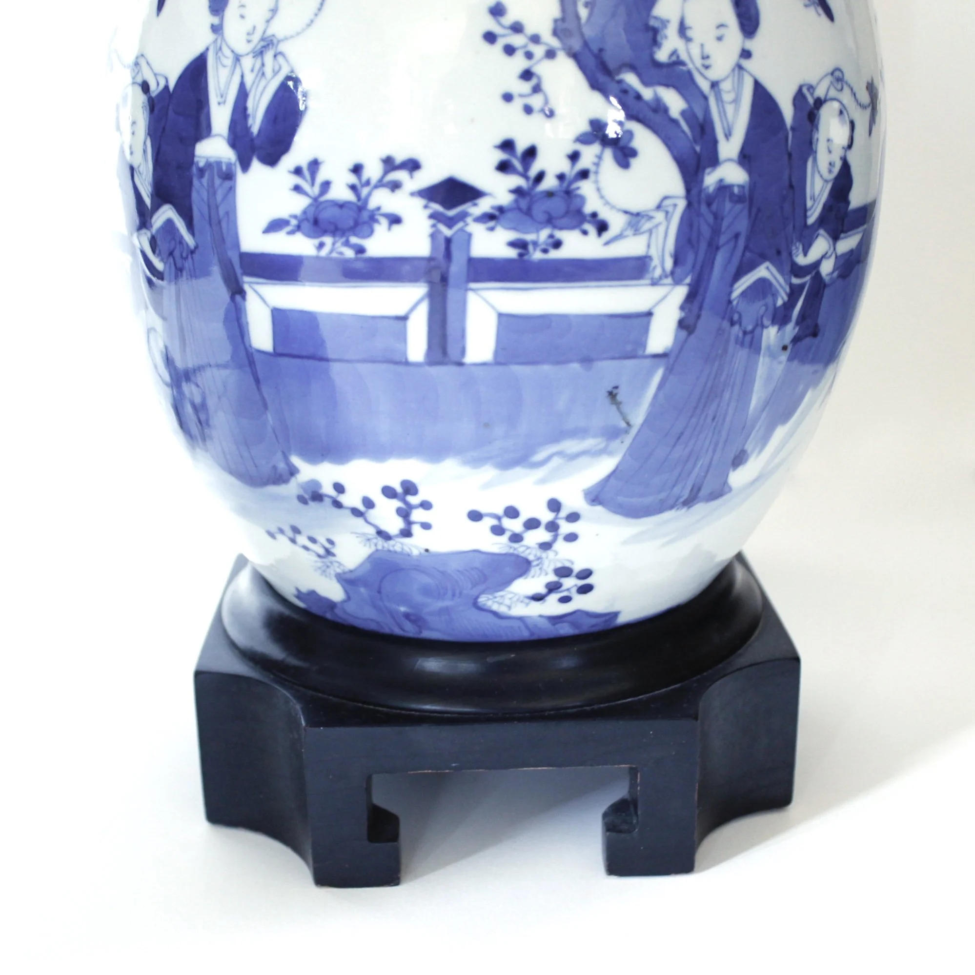Pair of Chinese Blue and White kangxi Decorated Ginger Jar Lamps