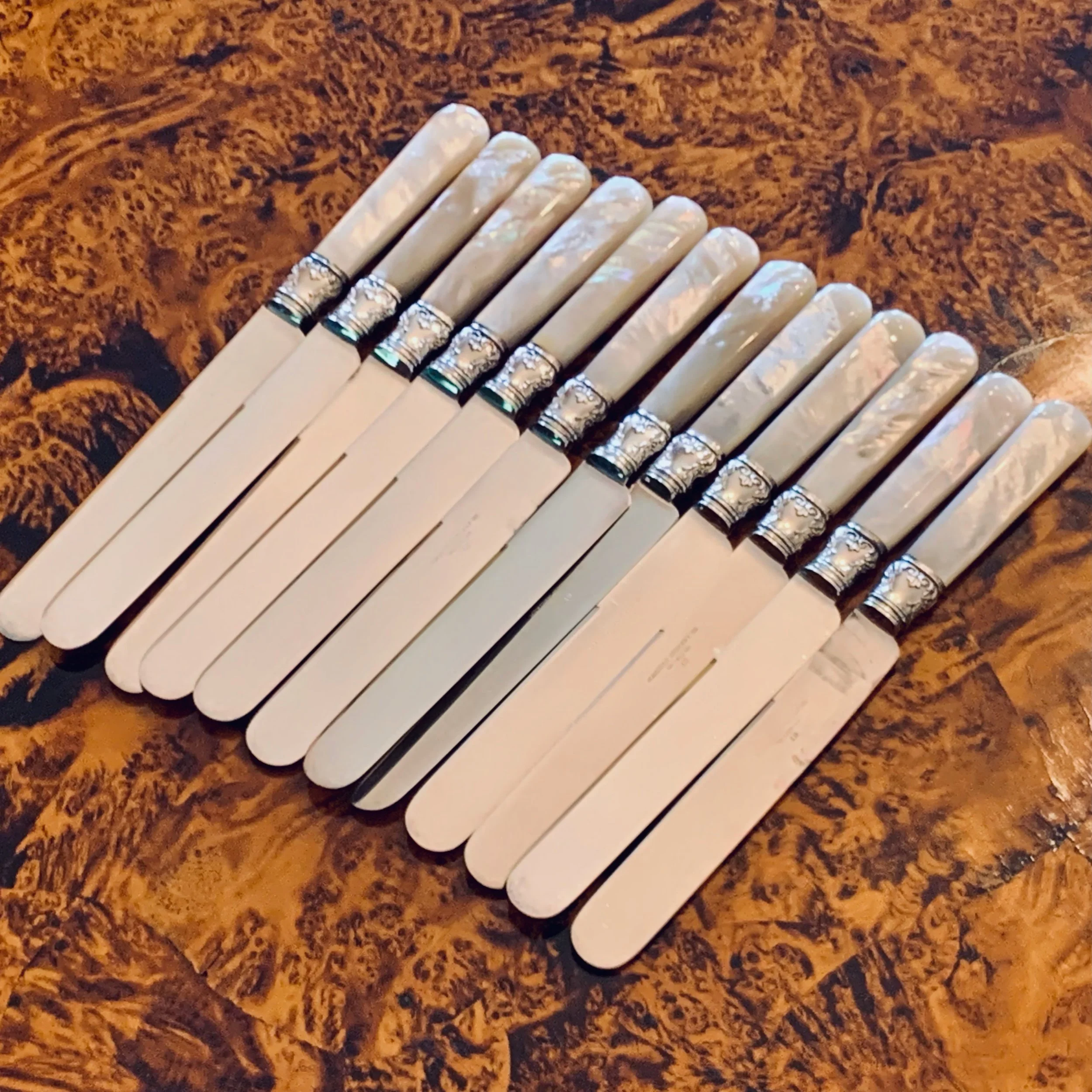 Meriden-Sterling-Silver-&-Mother-of-Pearl-Knives-Set-of-12 (4).jpeg