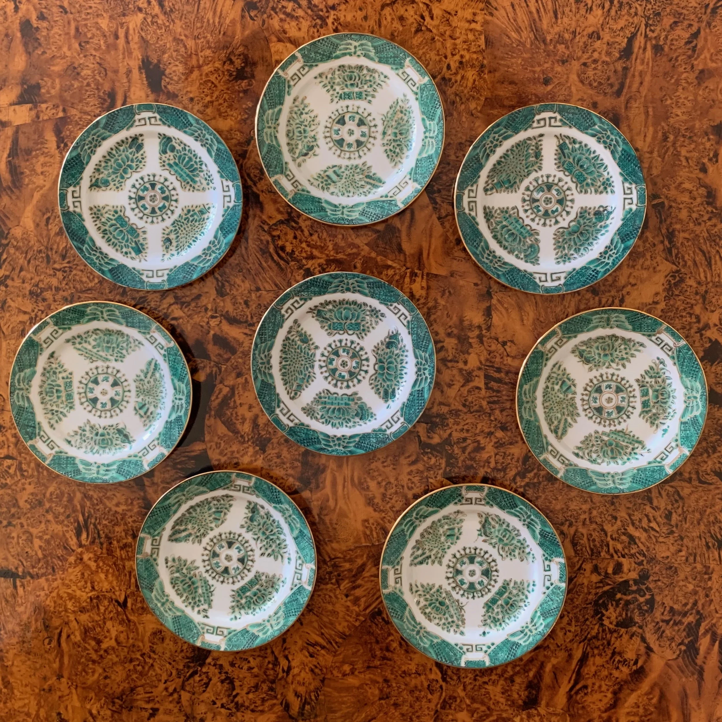 Green-Fitzhugh-Pattern-Chinese-Export-Porcelain-Plates