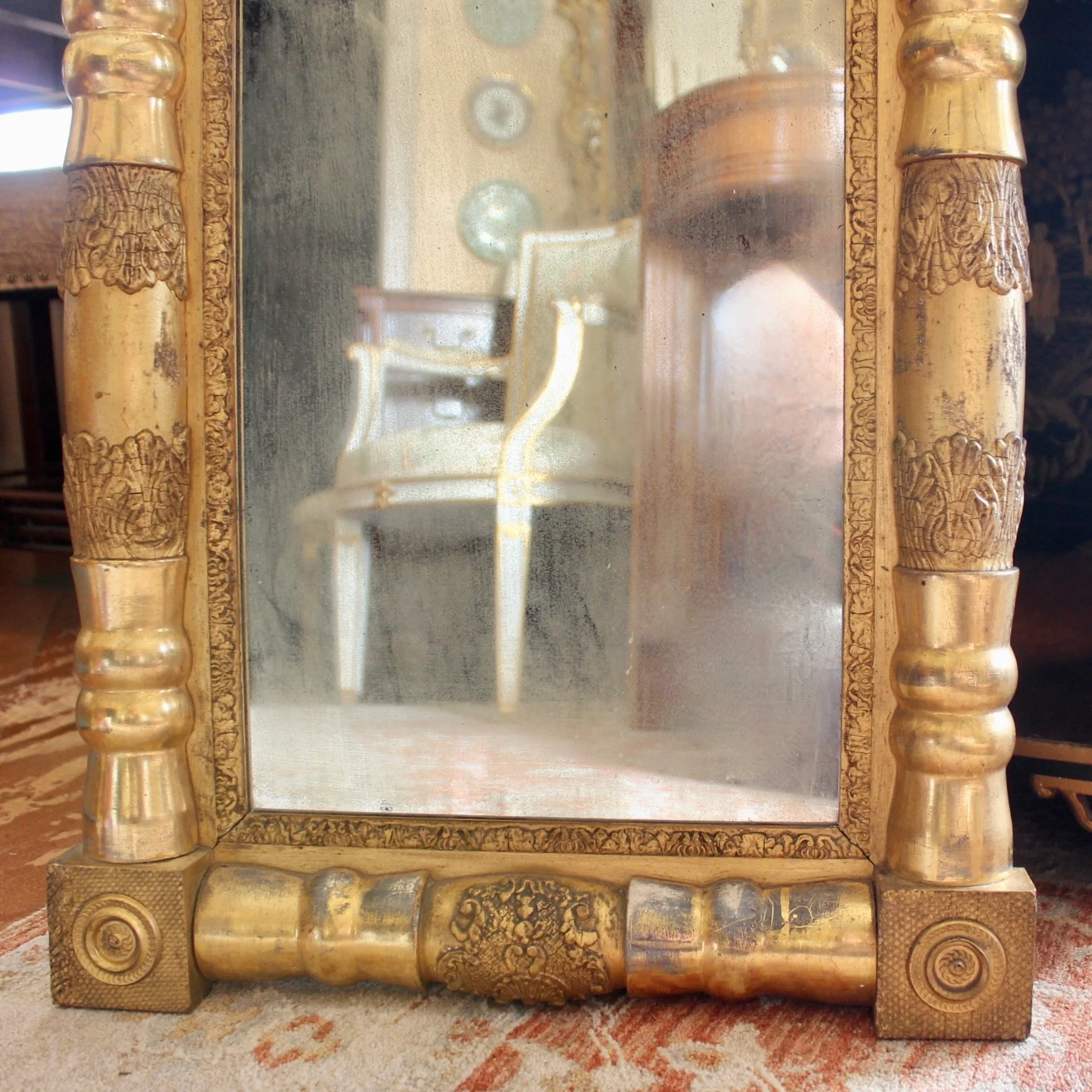 American-Sheraton-Gilt-Mirror-With-Reverse-Painted-Glass (8)