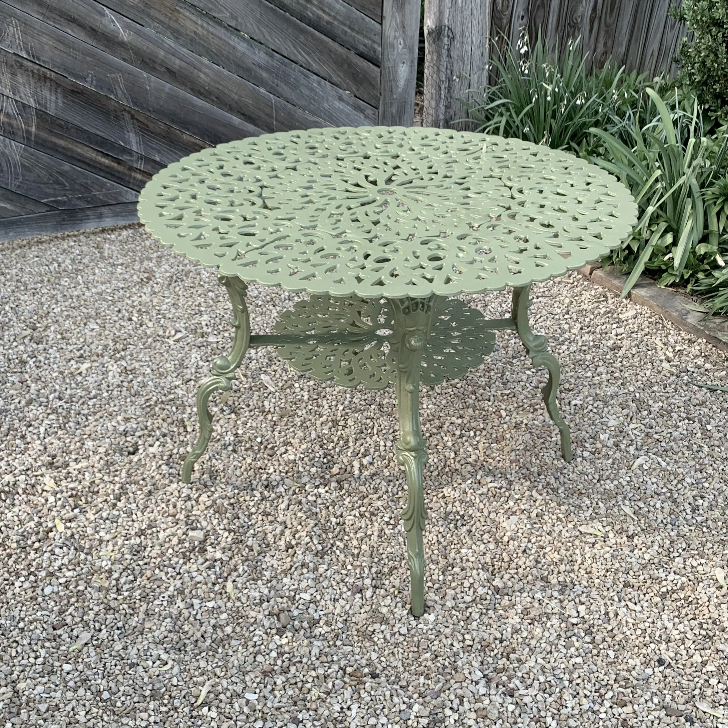 Set of Green Painted Metal Outdoor Garden Furniture: Antique Cameo Pattern, Six Pieces