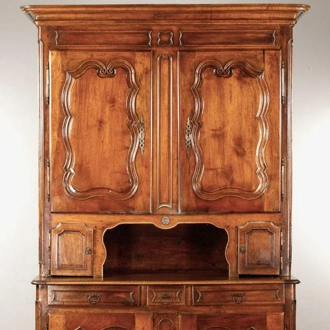 French-Provincial-Walnut-Buffet-à Deux-Corps-Early-19th-Century