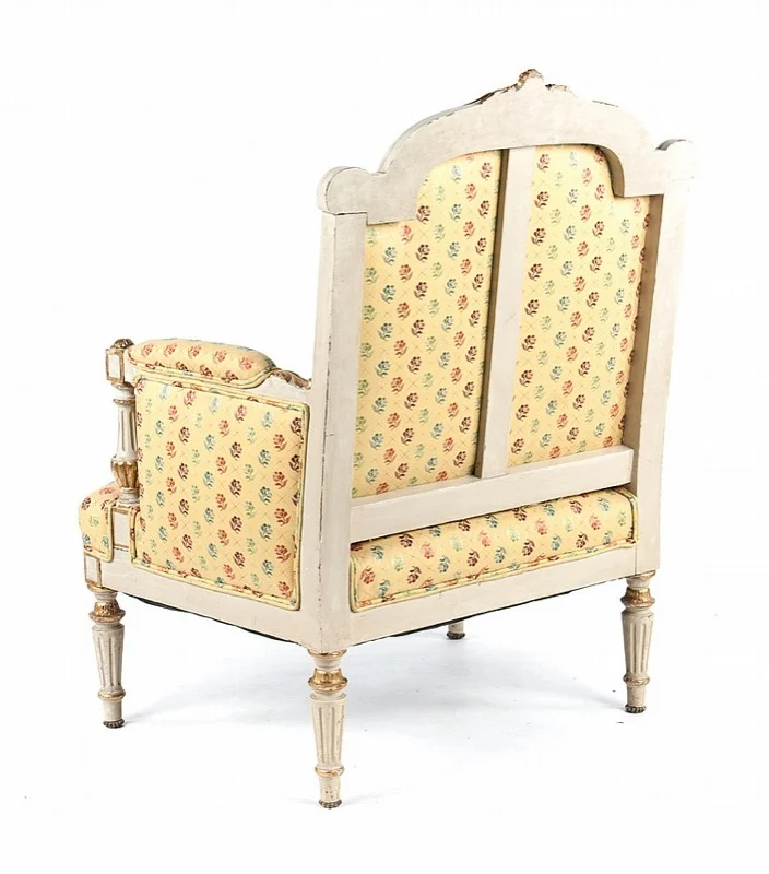 Italian Painted and Parcel Gilt Marquise