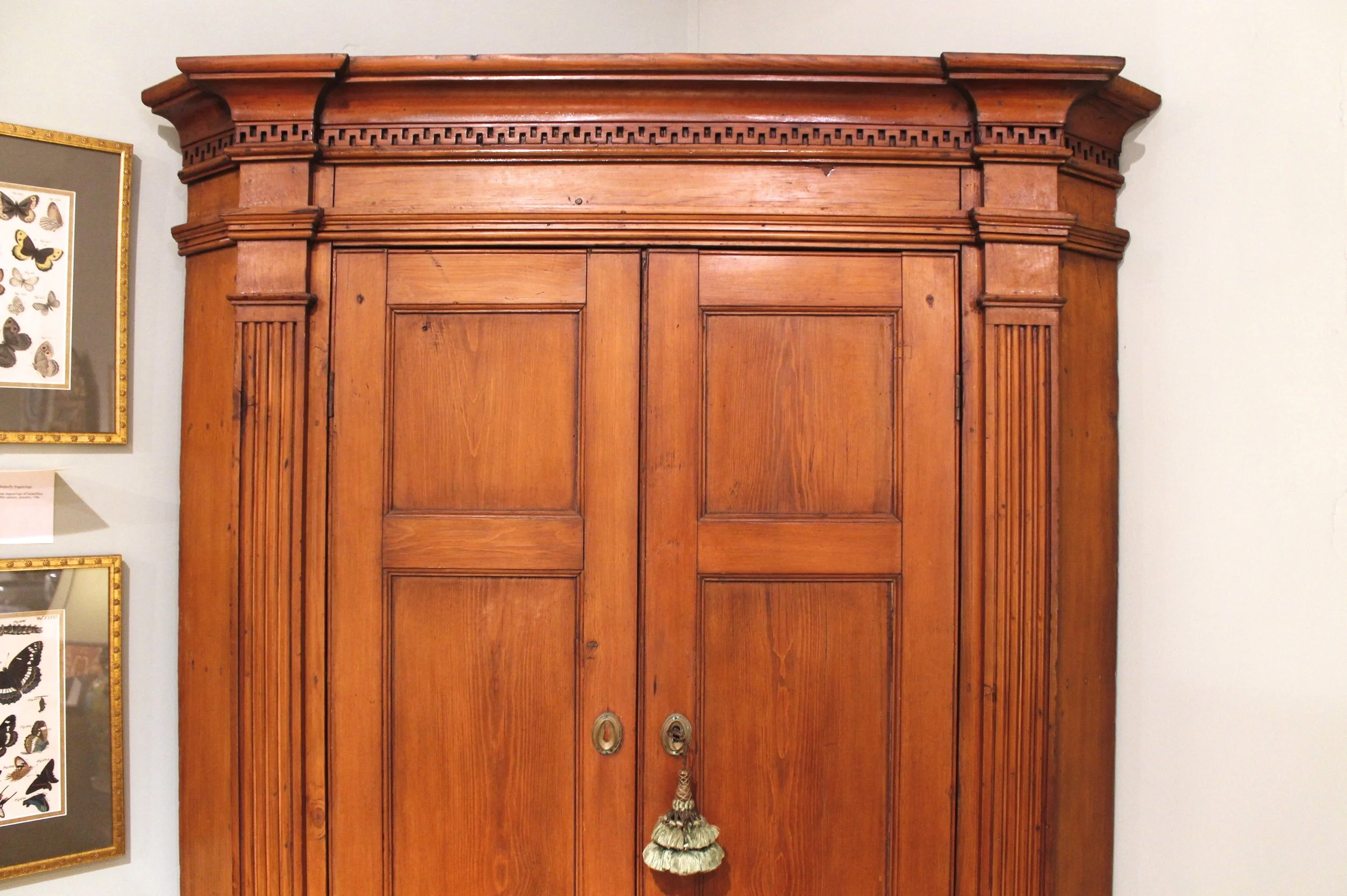 Federal Mid-Atlantic Pine Corner Cupboard
