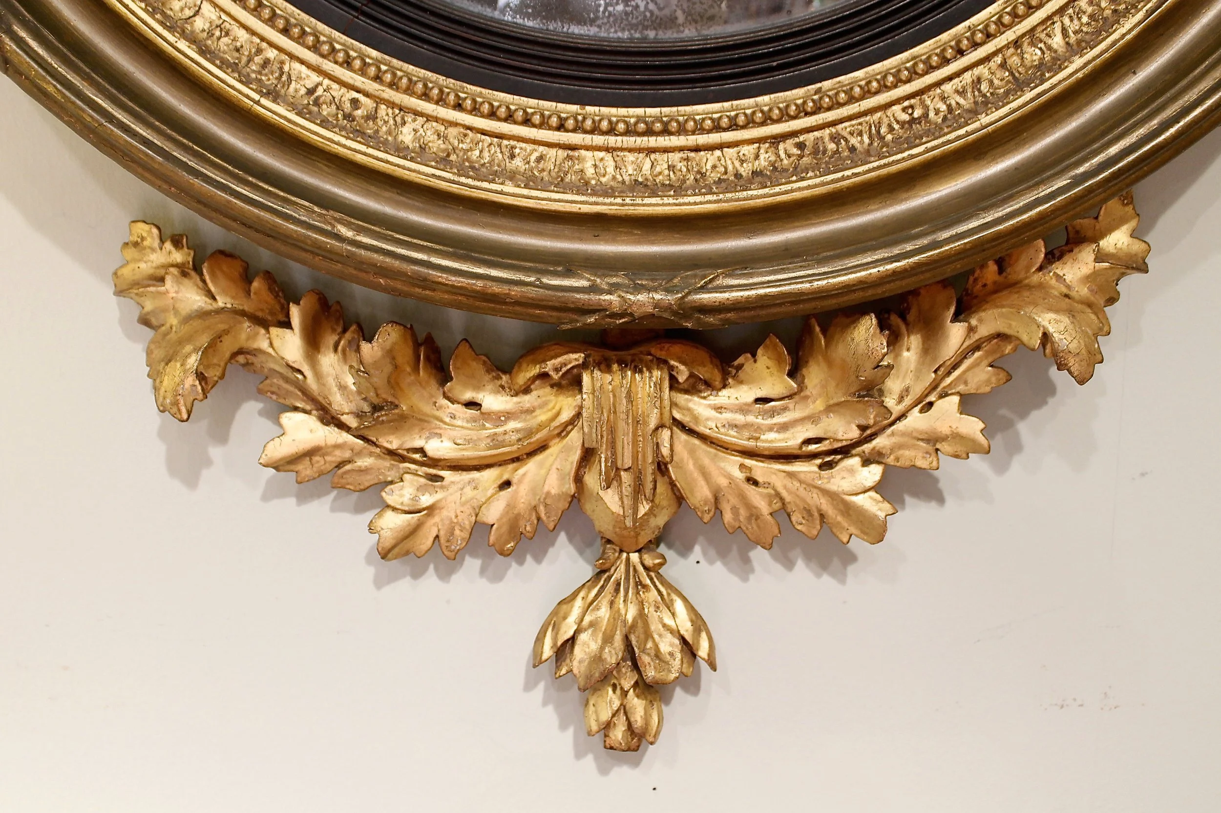 English Regency Giltwood Bull’s-Eye Mirror, Early 19th Century