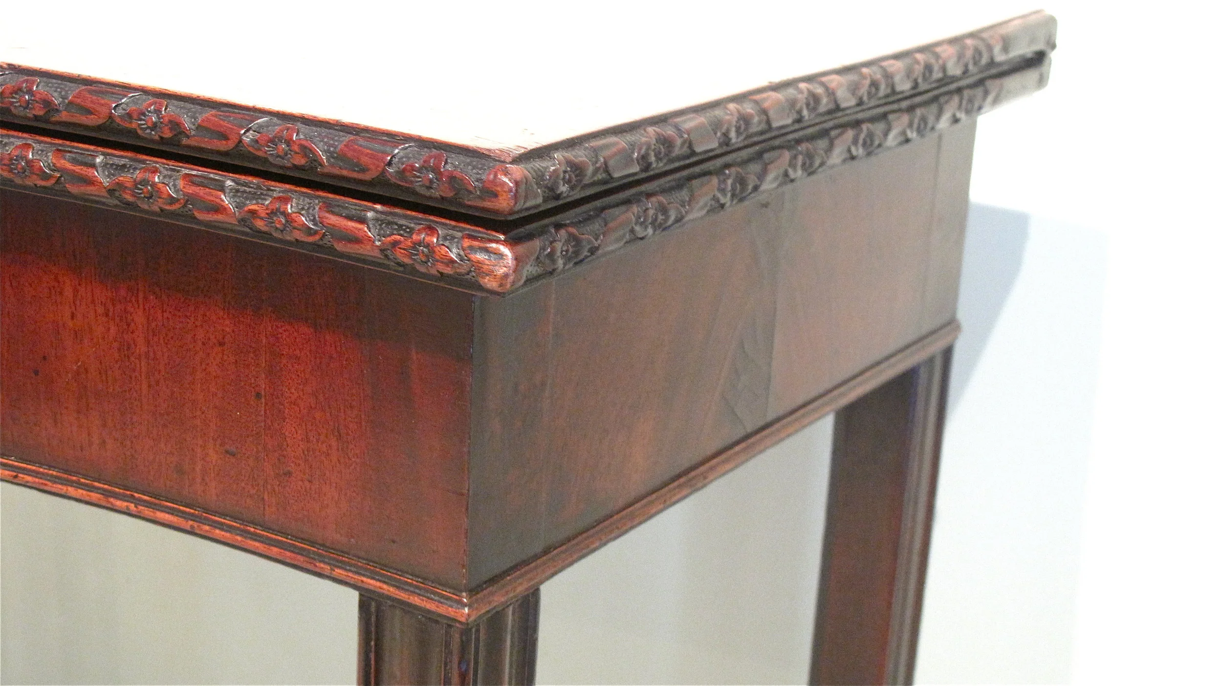 George III Mahogany Serpentine Front Game Table, 18th Century