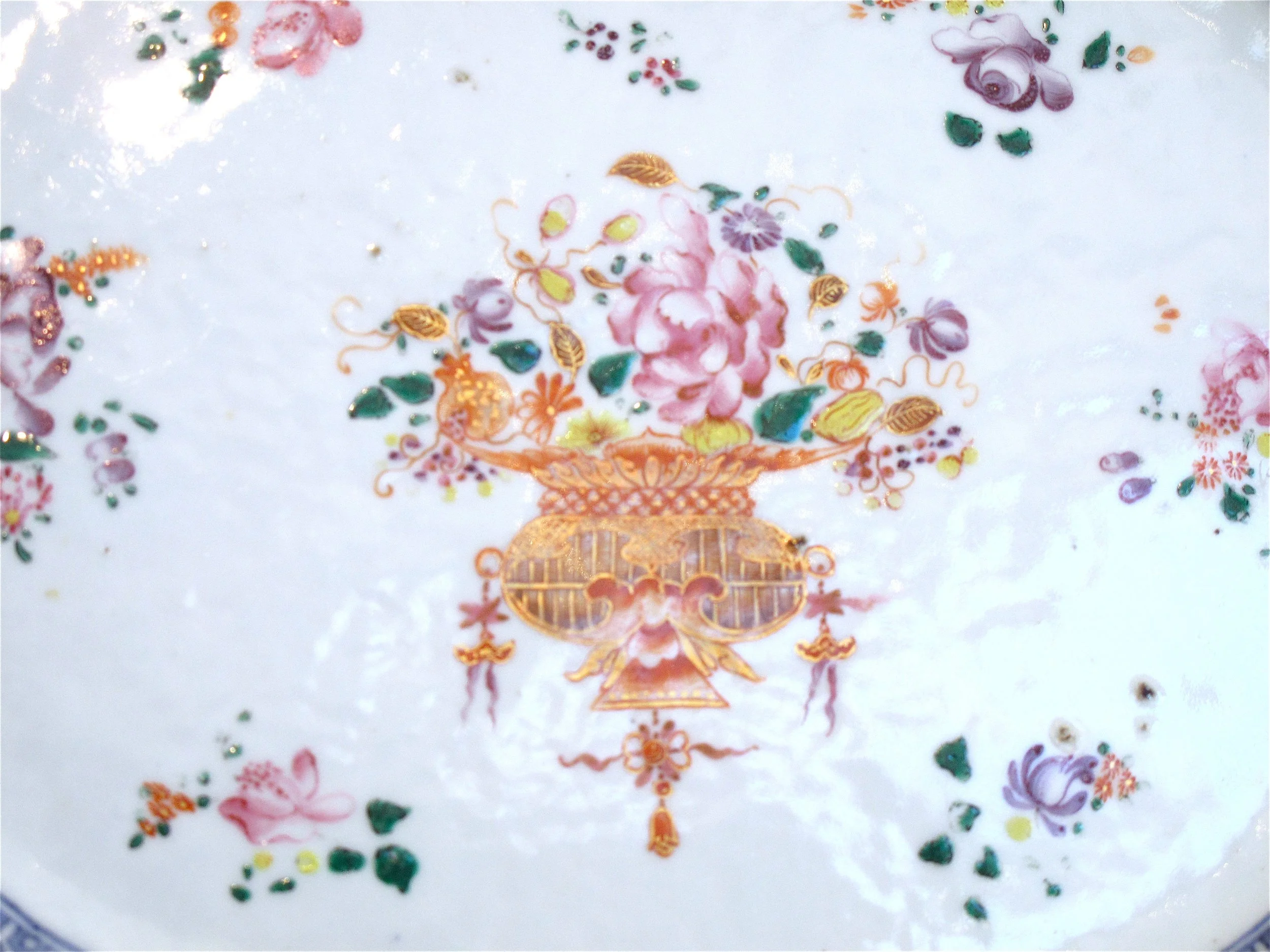 Chinese Export Famille Rose Platter, Late 18th Century