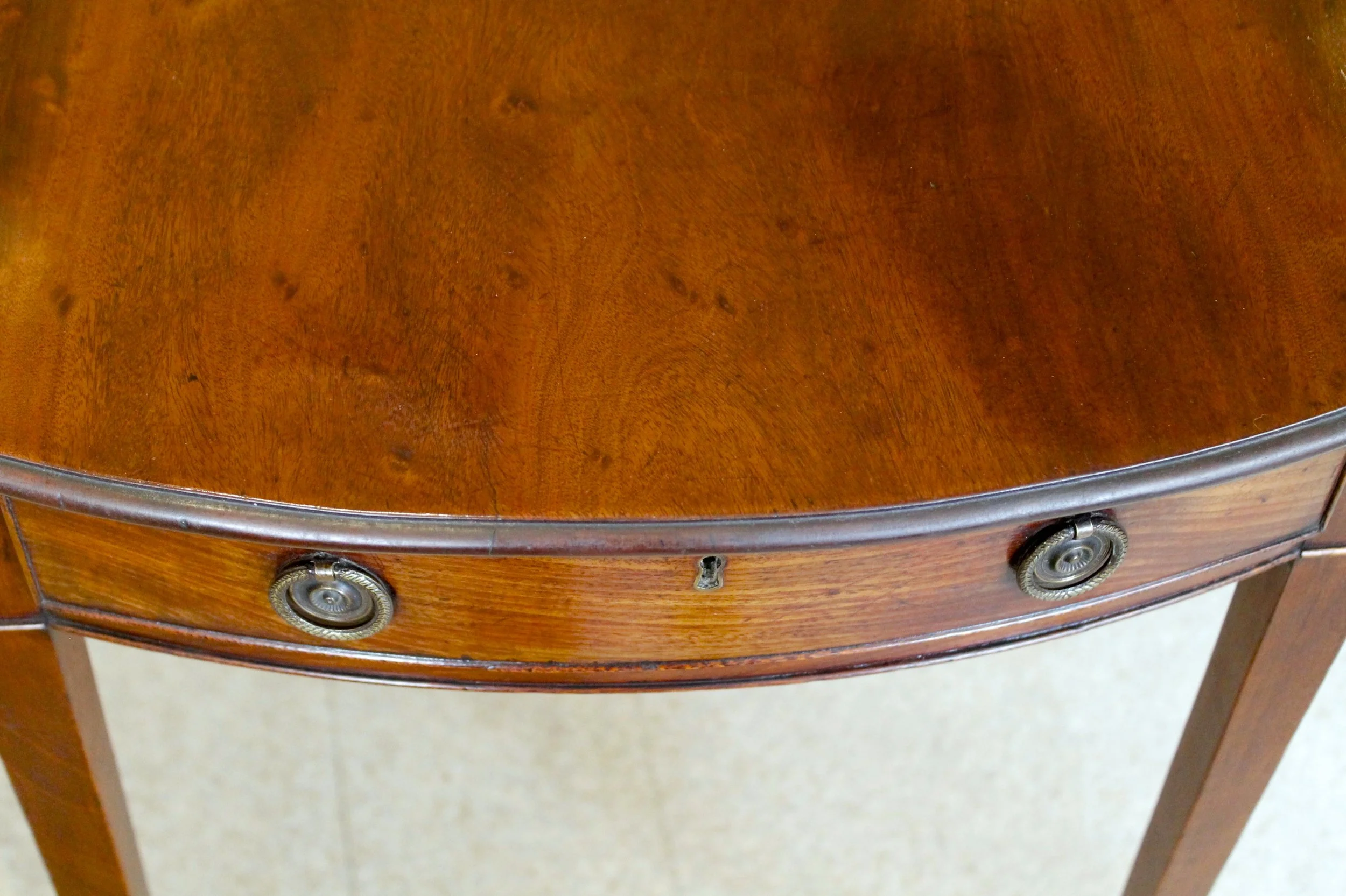 George III Period Plum Pudding Mahogany Oval Pembroke Table, 18th Century