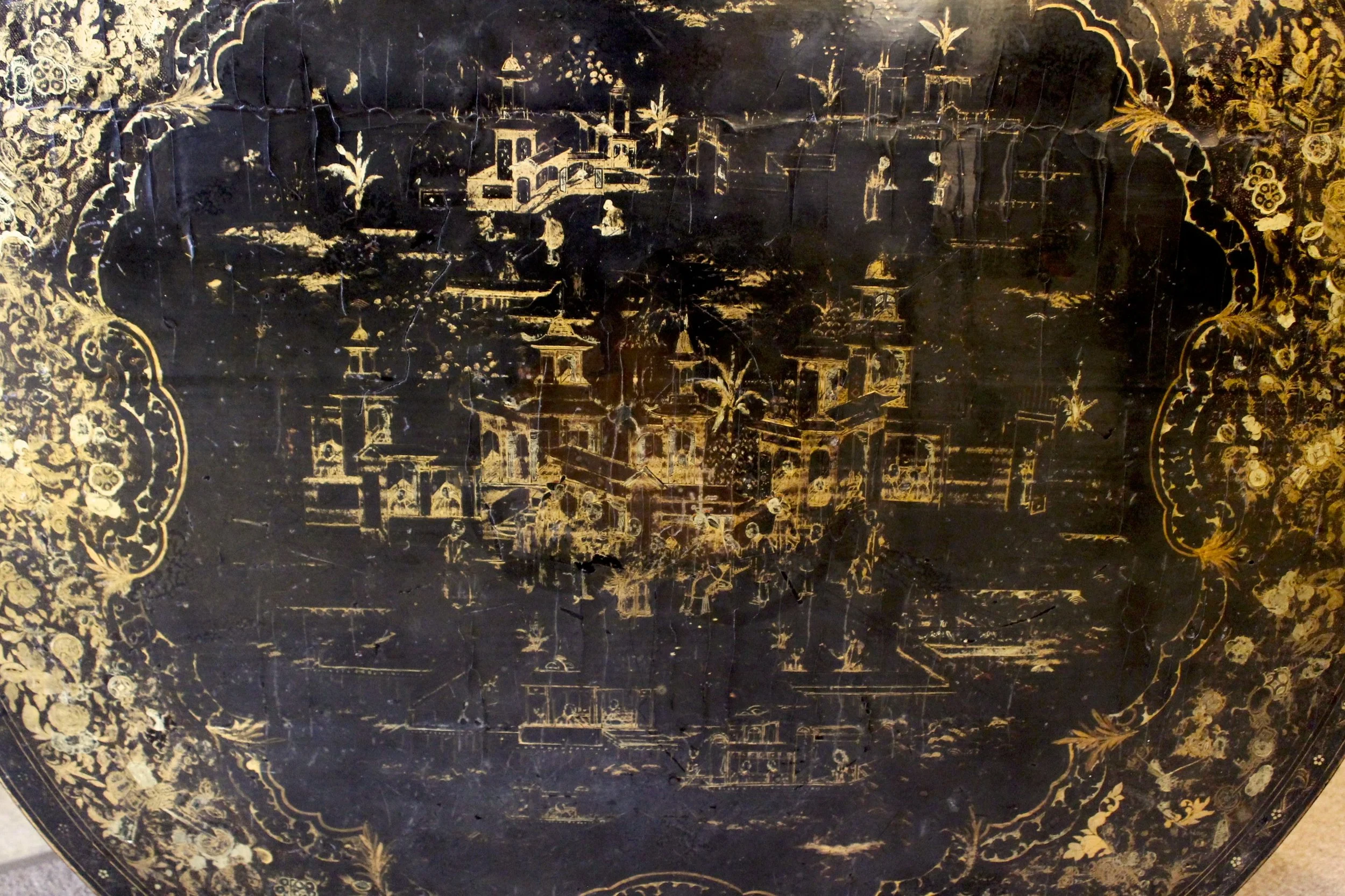 Chinese Export Black and Gilt Lacquer Tilt Top Table, 19th Century