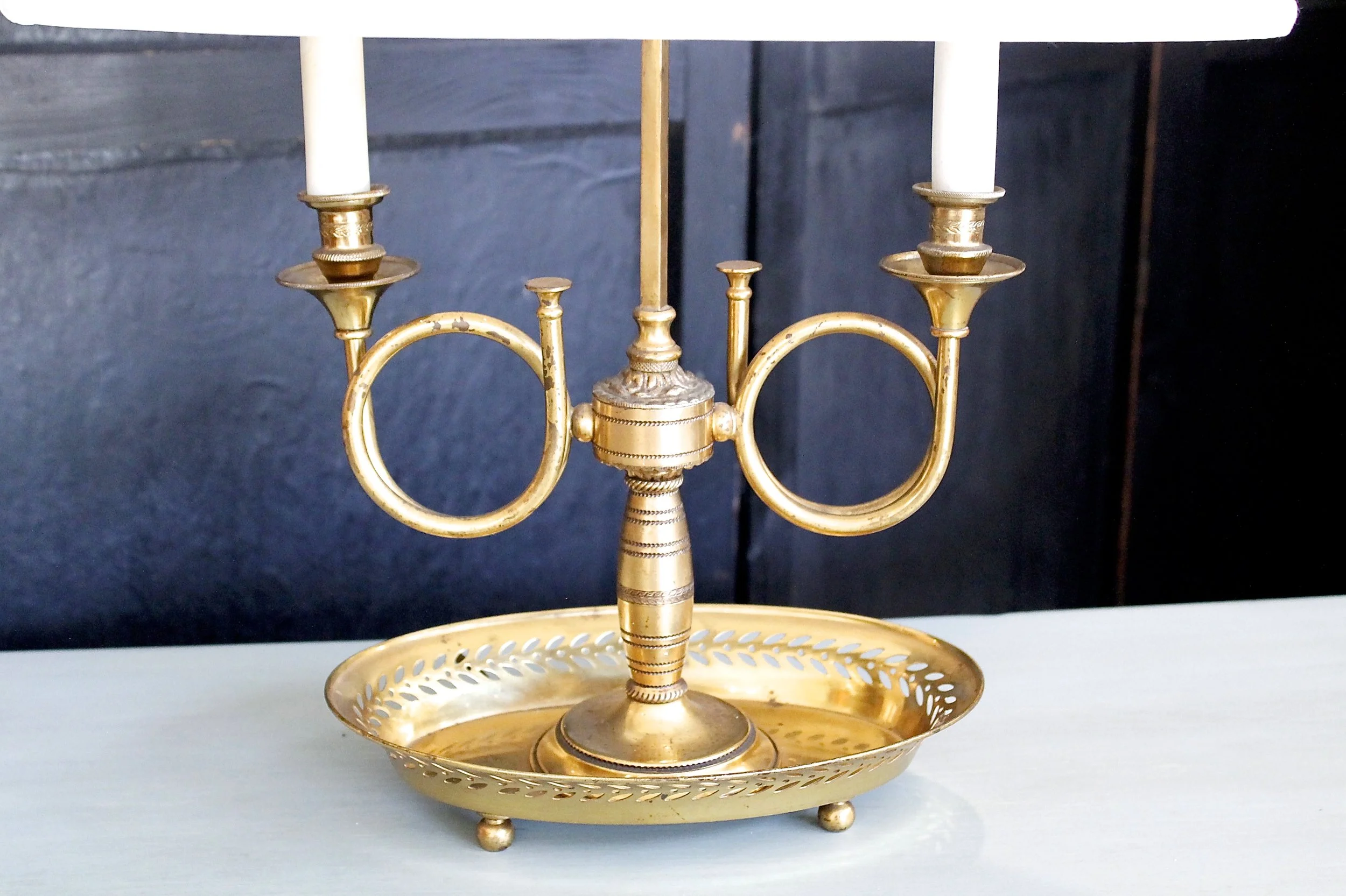 Restauration Style Oval Lacquered  Brass Bouillotte Lamp with Hunting Horns