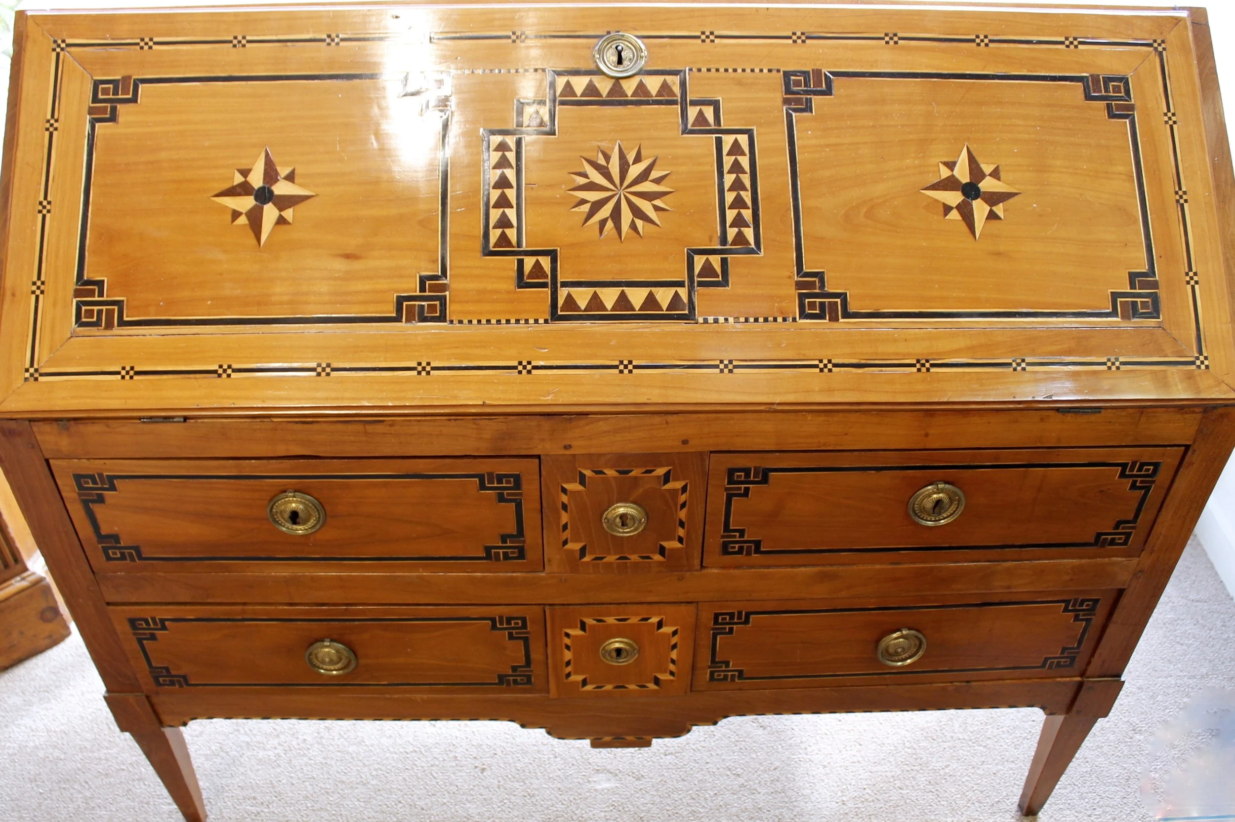 Italian Neoclassical Fruitwood Marquetry