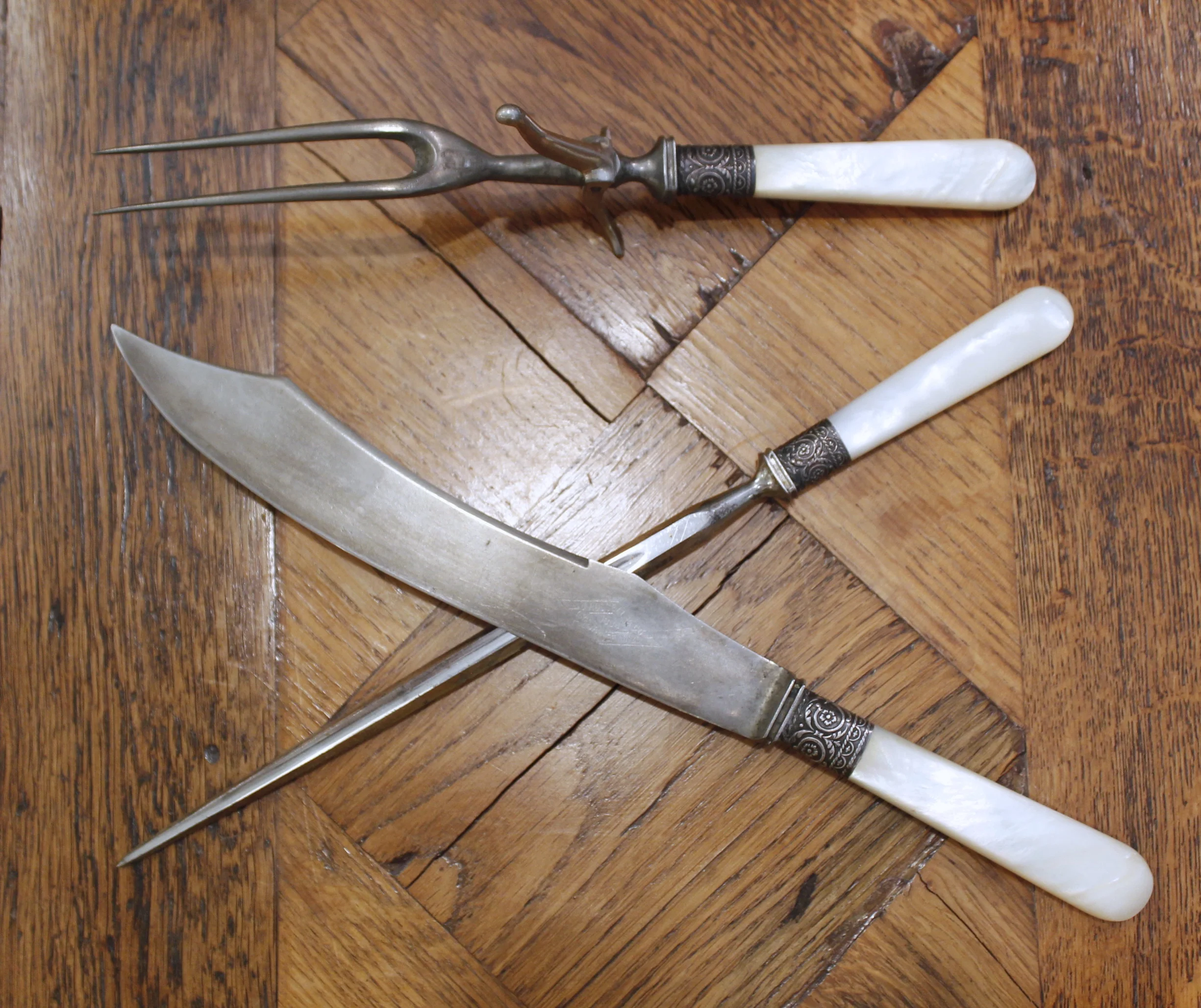  American Carving Set, Mother of Pearl Handles