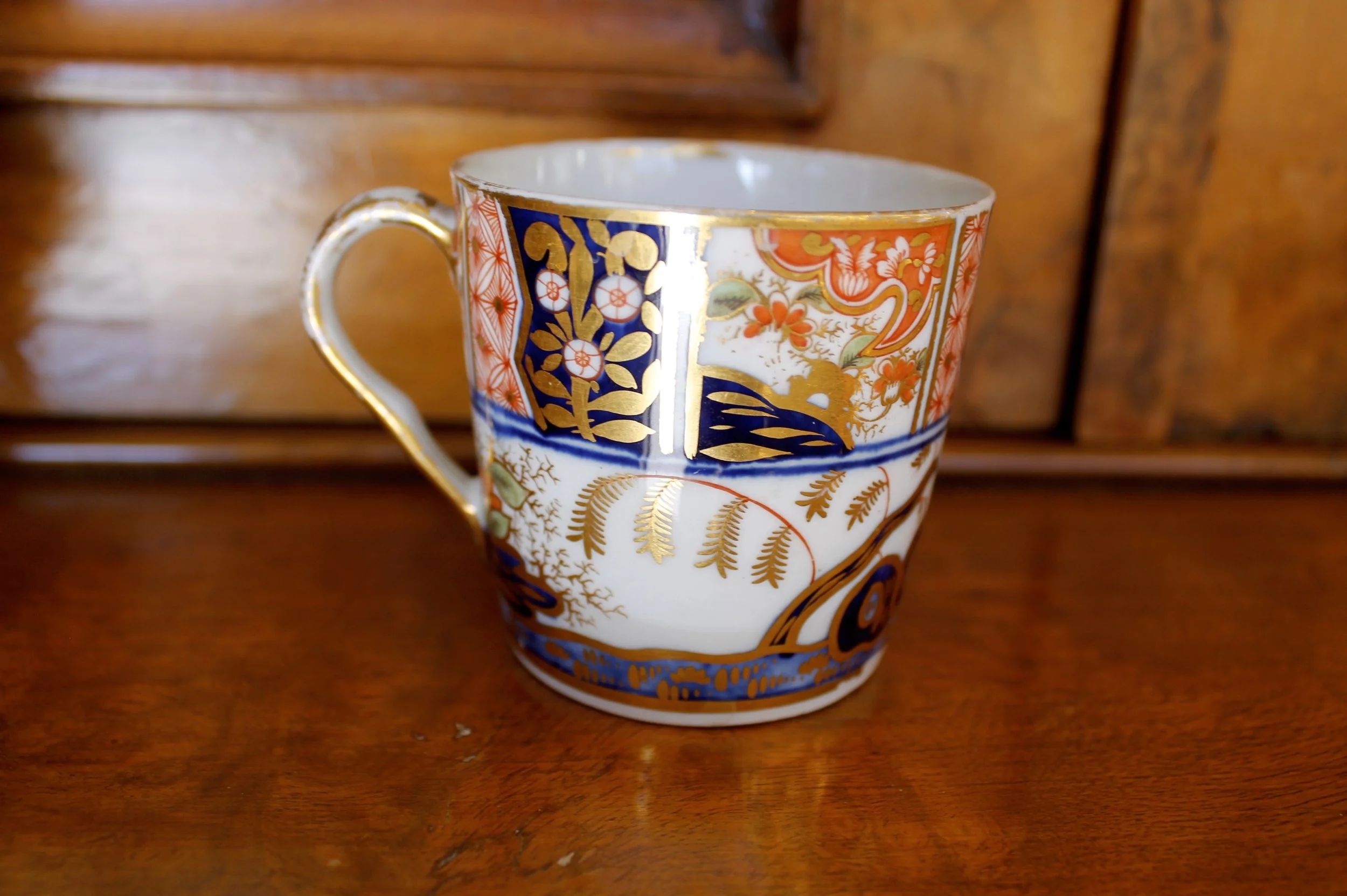 Worcester Porcelain, Spode Rock and Tree