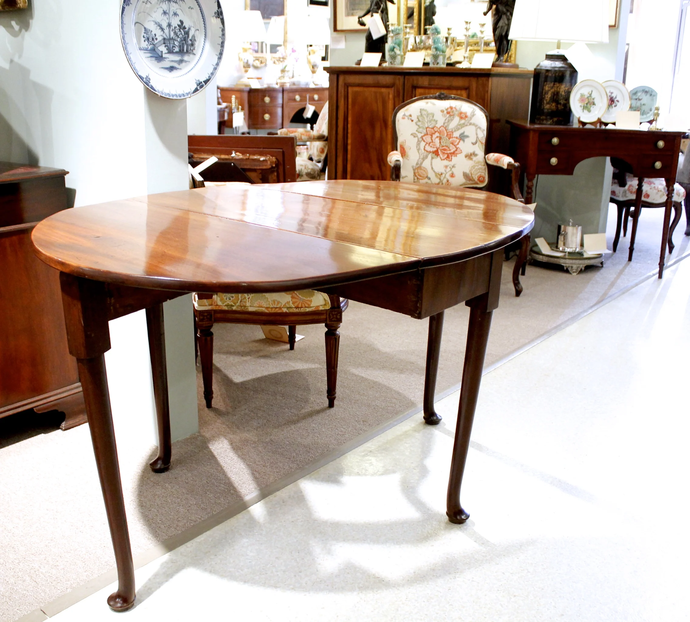 George II Period Small Oval Dropleaf TableGeorge II Period Small Oval Dropleaf Table