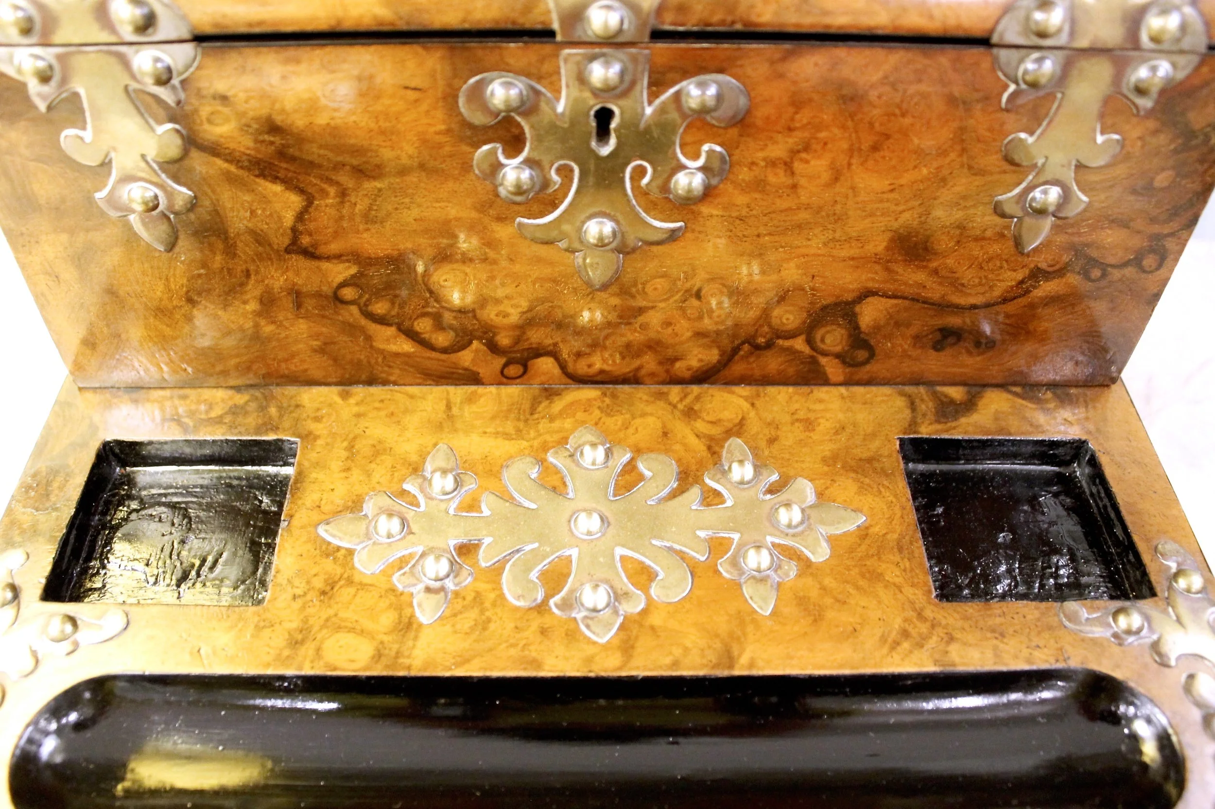 English Burl Walnut Letterbox Standish with Brass Mounts