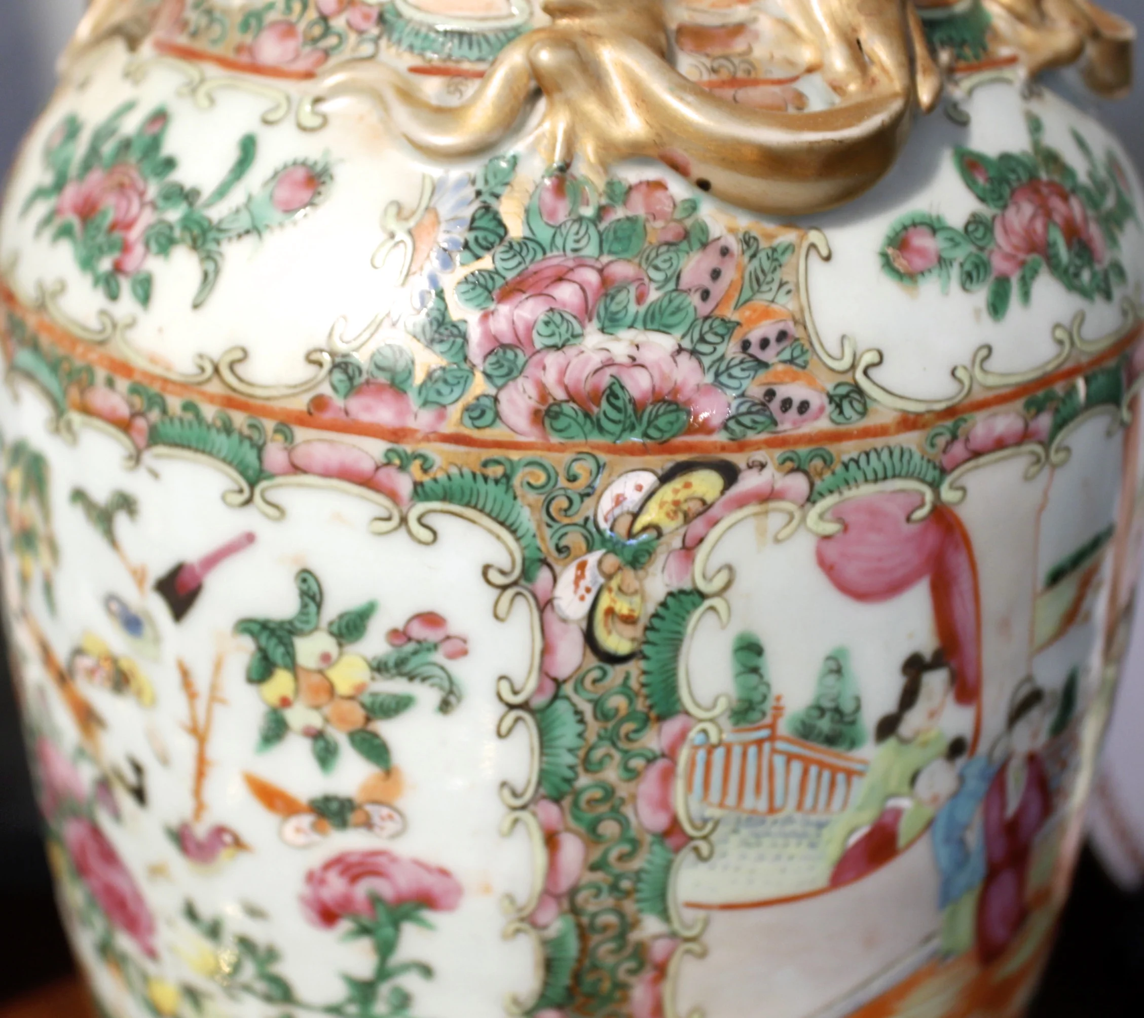 Large Rose Medallion Vase, 19th Century