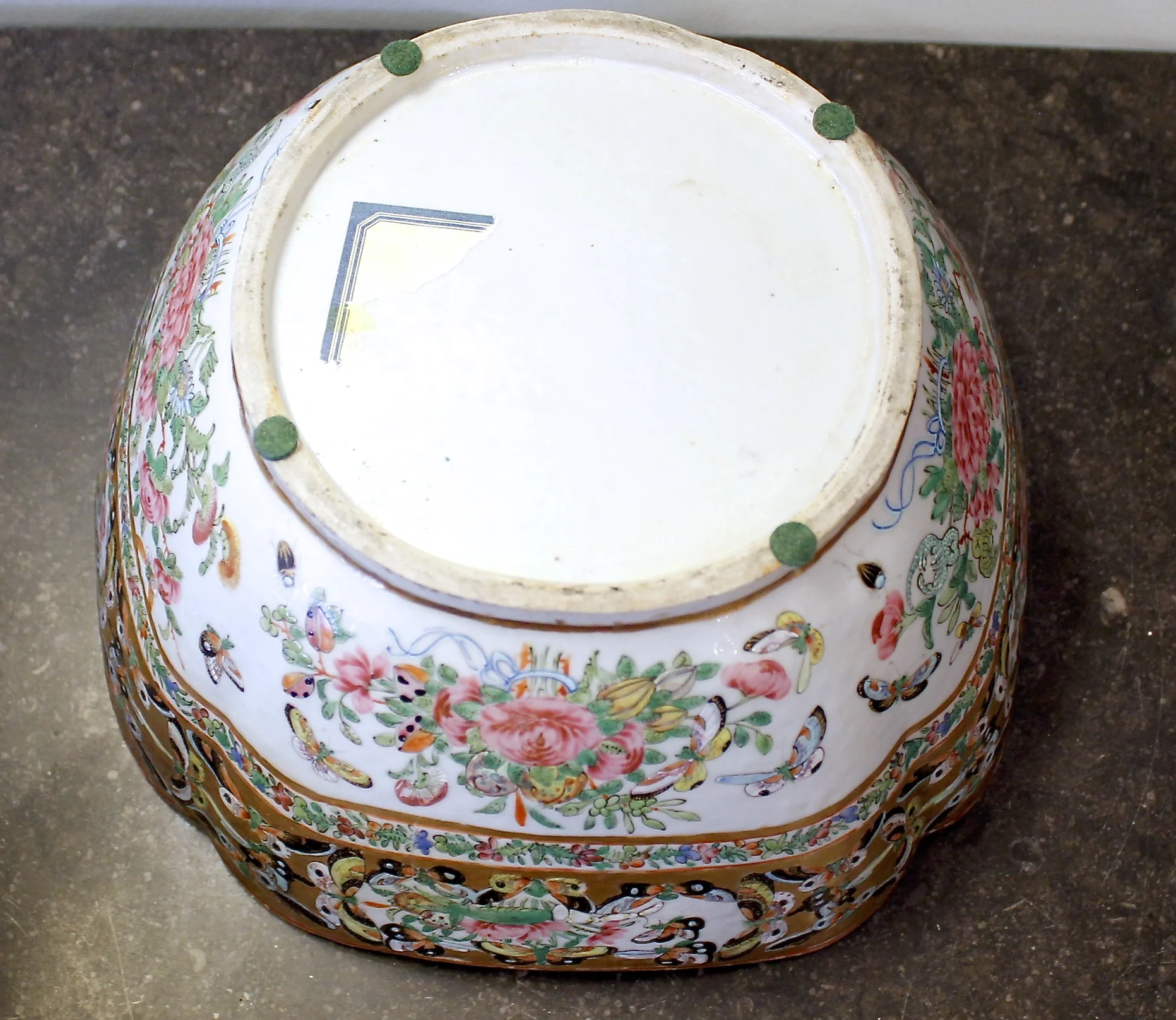 Chinese Export Thousand Butterfly Cut Corner Porcelain Bowl