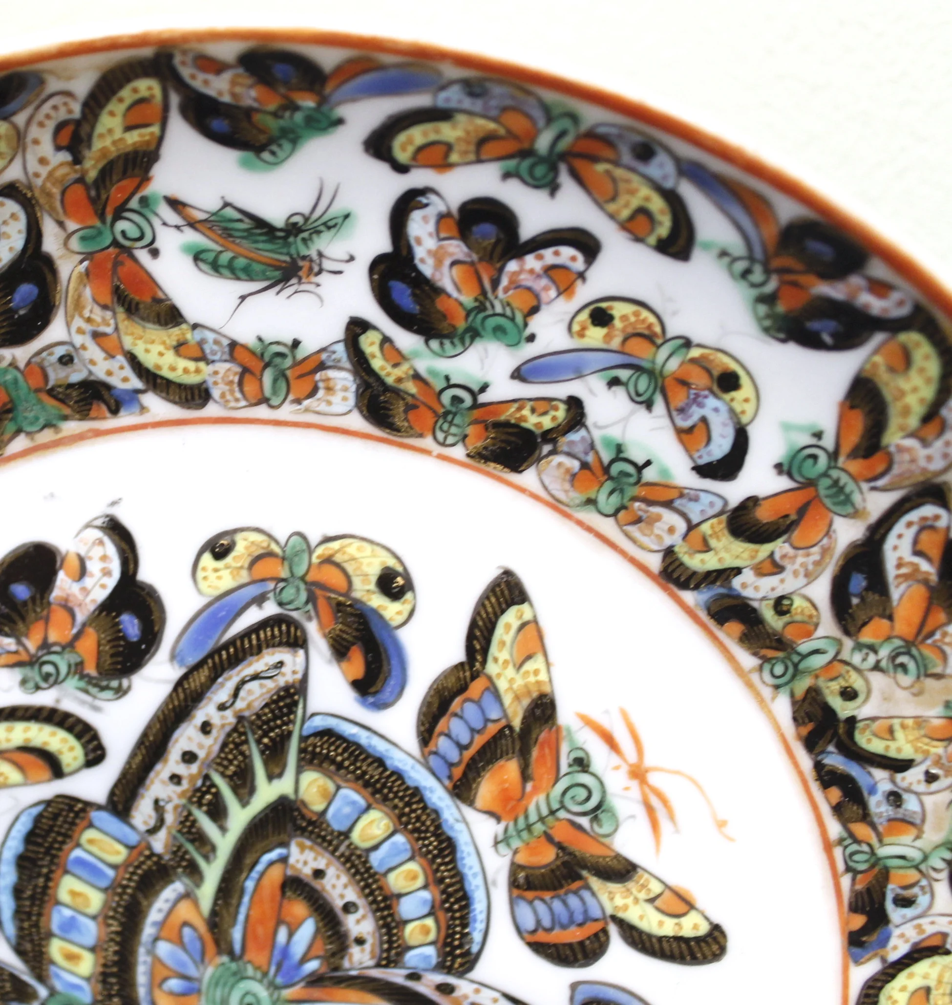 Chinese Export Thousand Butterfly Porcelain Plate