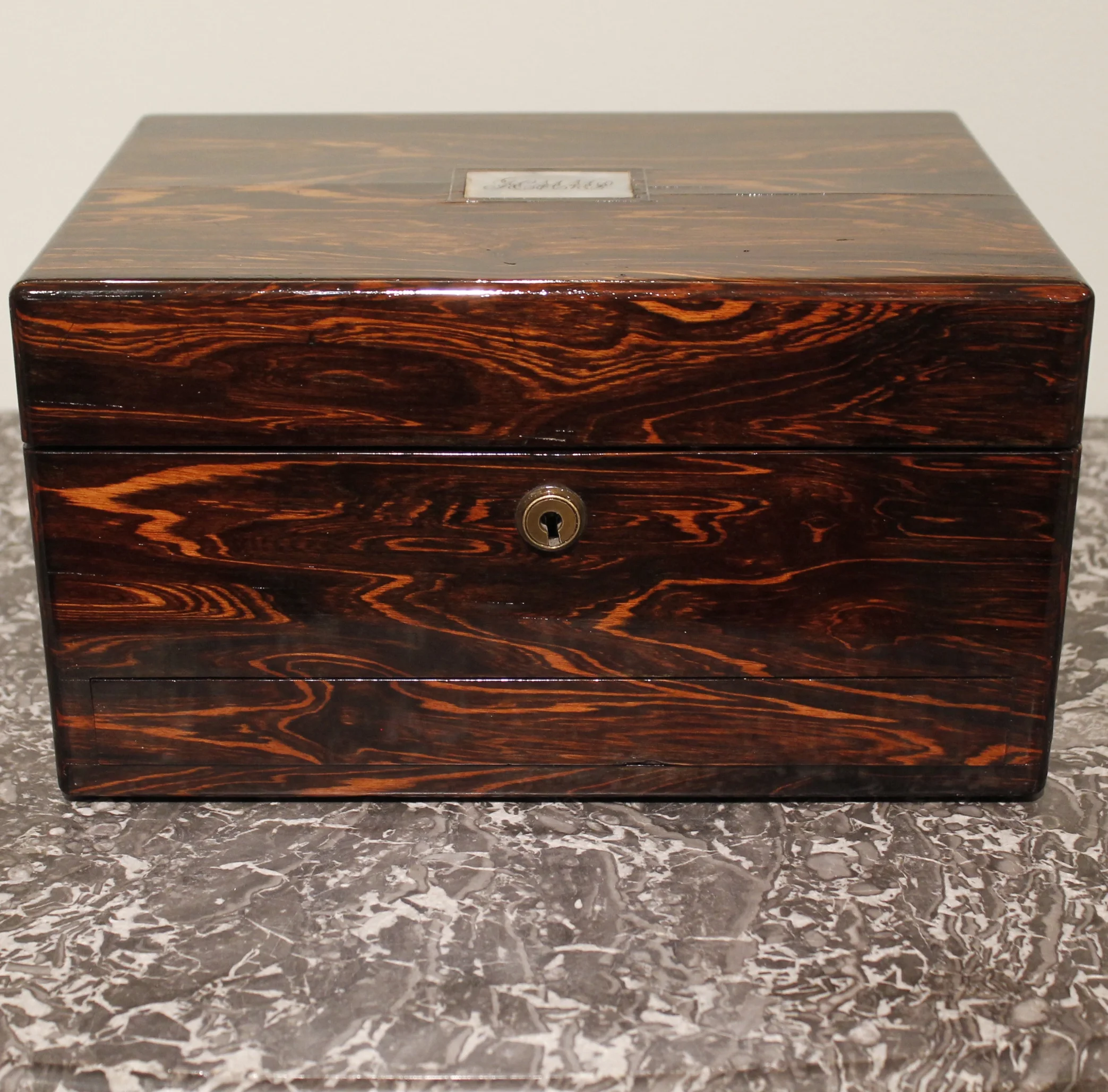 English Calamander Jewelry Box, 19th CenturyEnglish Calamander Jewelry Box, 19th Century