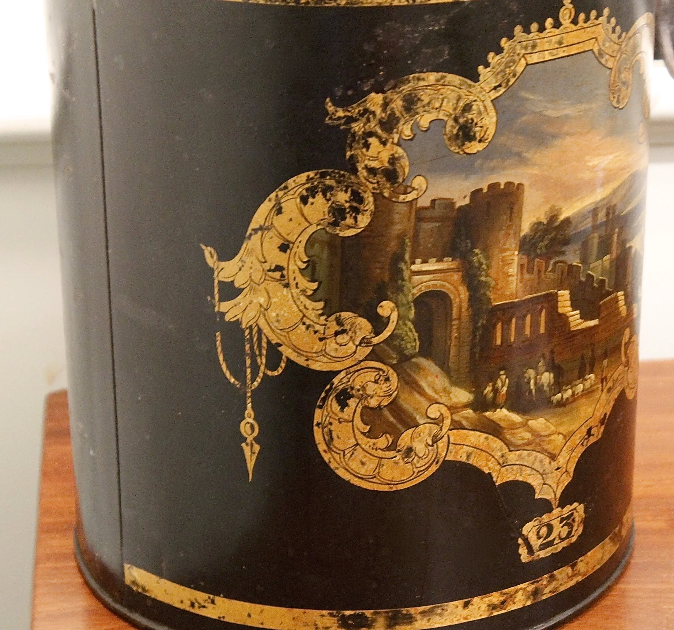 Tôle Tea Cannister Lamp with Gilding and Castle Scene