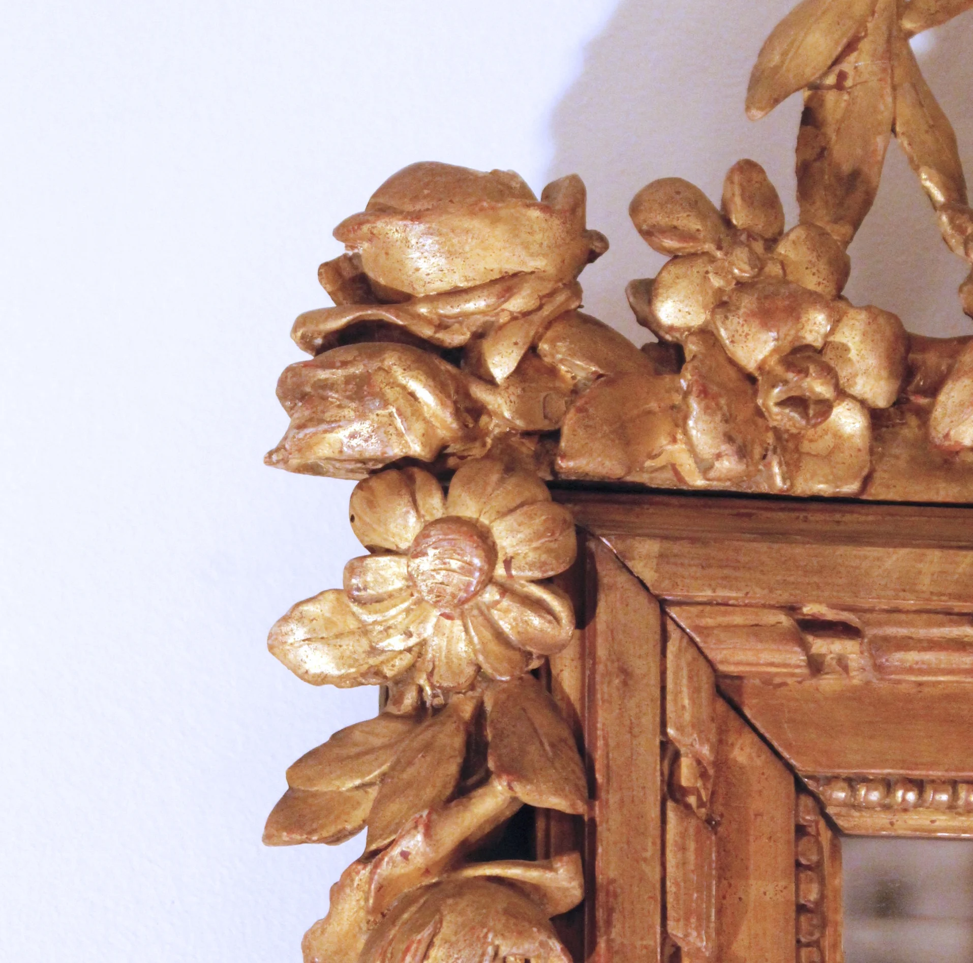 Louis XVI Neoclassical Carved Gilt Wood French Mirror