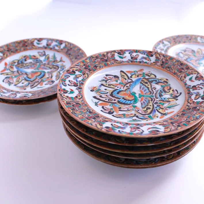Ten Polychrome and Gilt Chinese Export Thousand Butterfly Pattern Plates