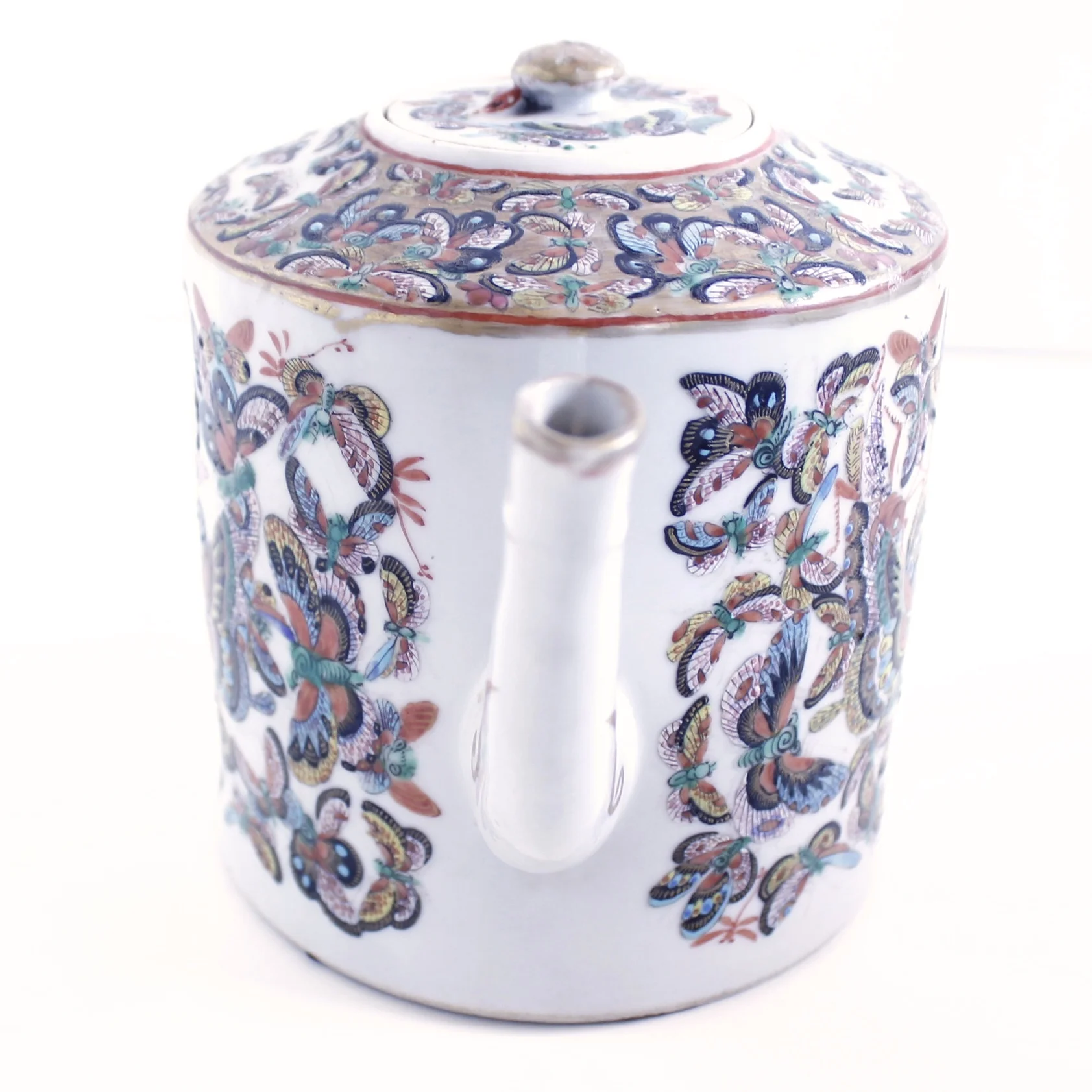 Thousand Butterfly Chinese Export Porcelain Tea Pot with Lid
