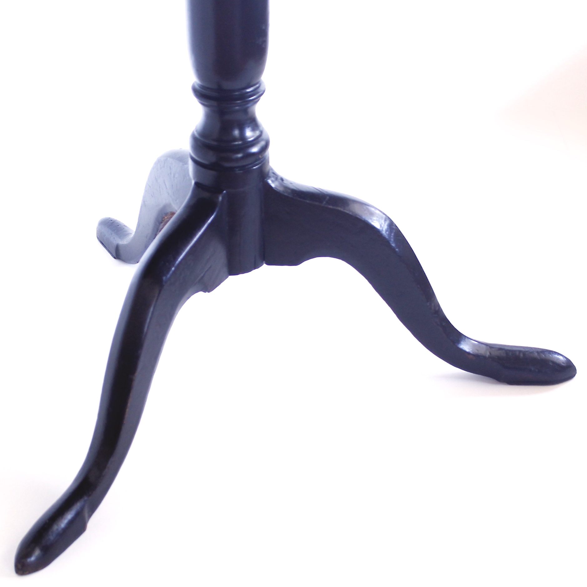 Swedish Alder Root Burl Wood Tilt Top Table, Late 18th/Early 19th Century