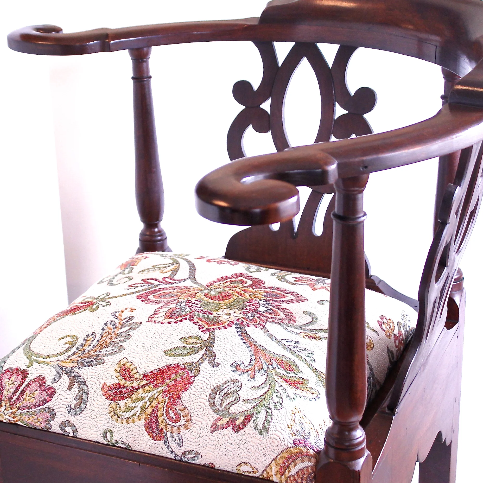American 18th Century Mahogany Corner Chair