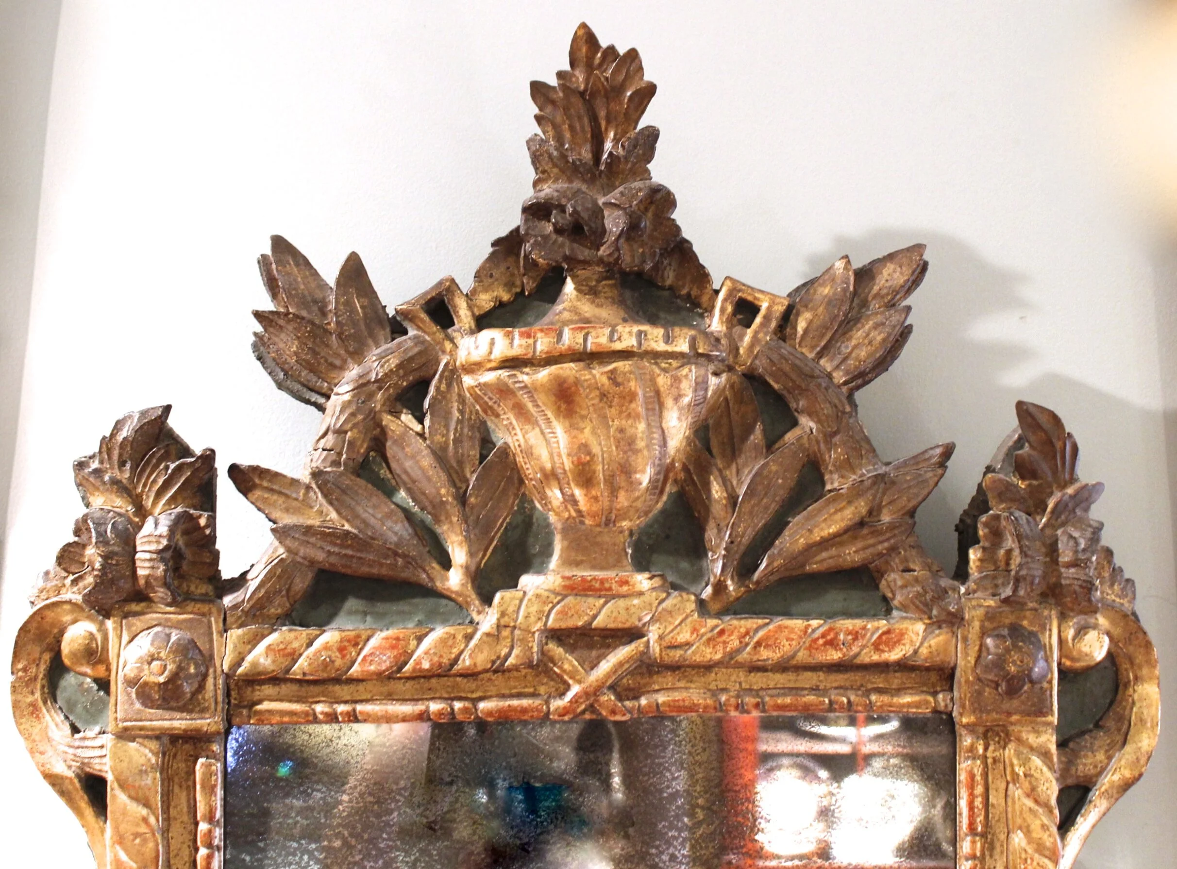 Early Louis XV Period Painted and Carved Giltwood Mirror