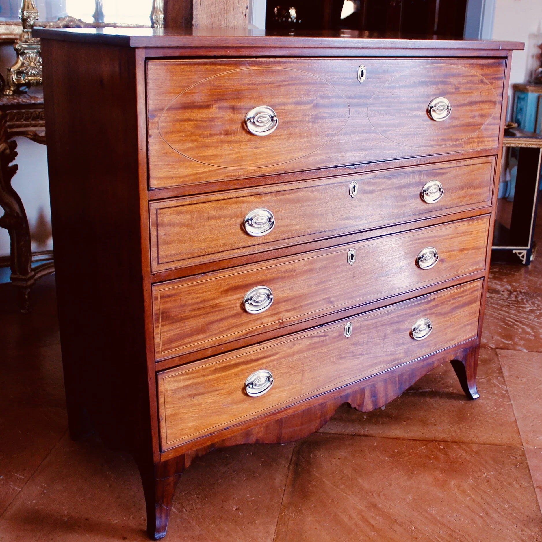 American Federal Mid-Atlantic Inlaid Mahogany Chest of Drawers