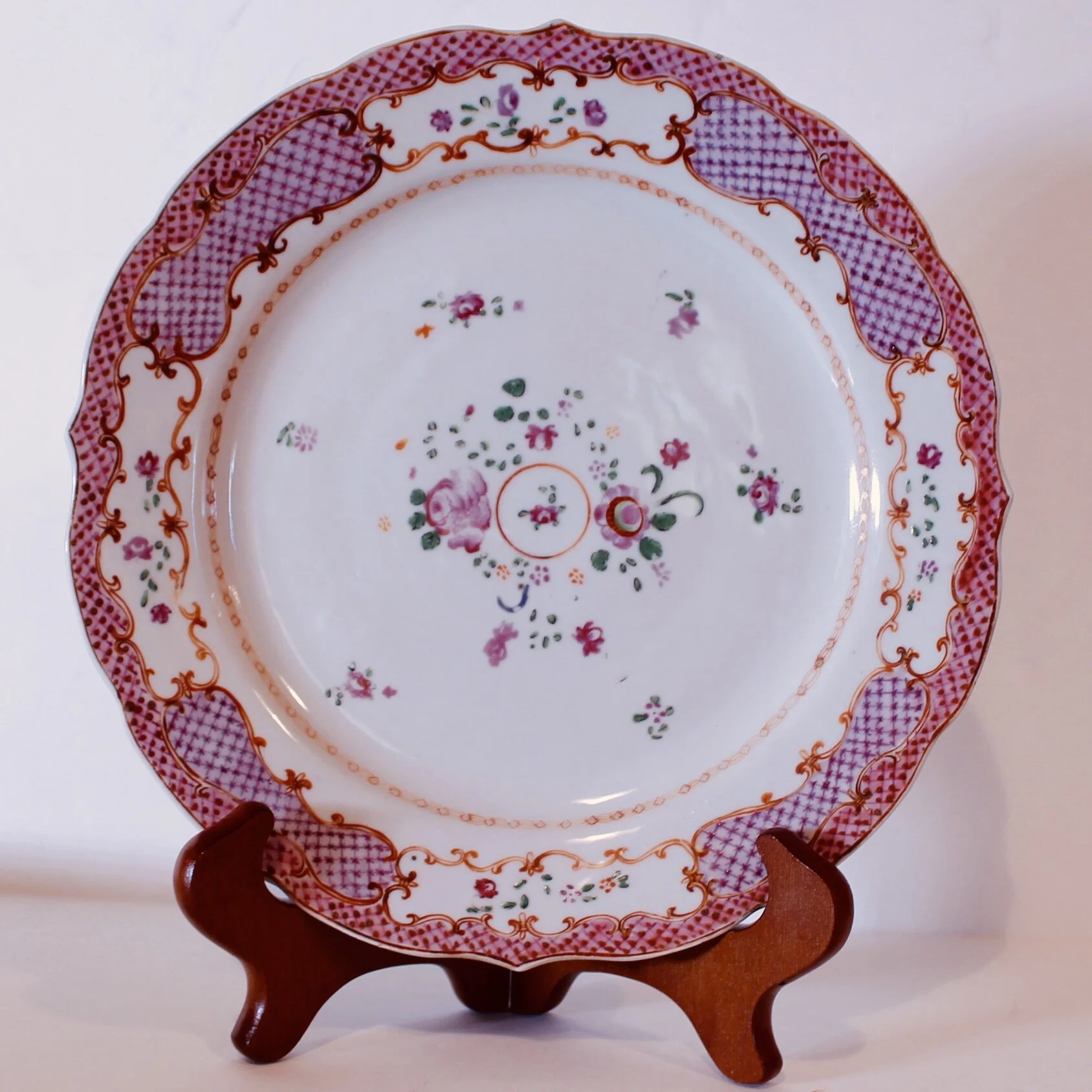 Chinese Export Famille Rose Qianlong Plate