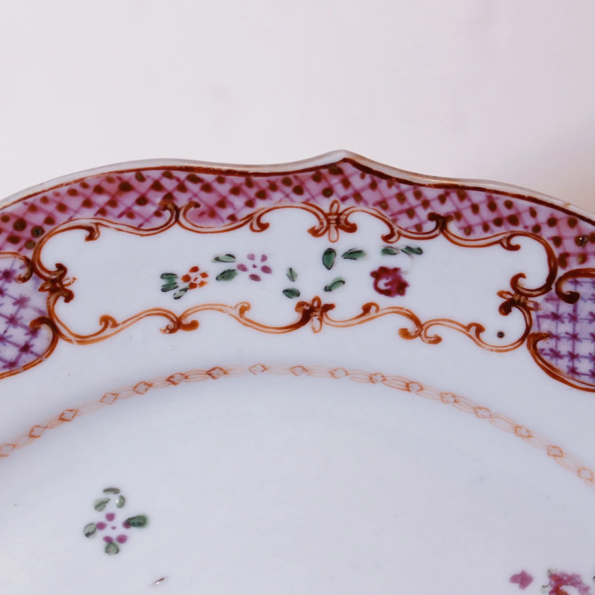 Chinese Export Famille Rose Qianlong Plate