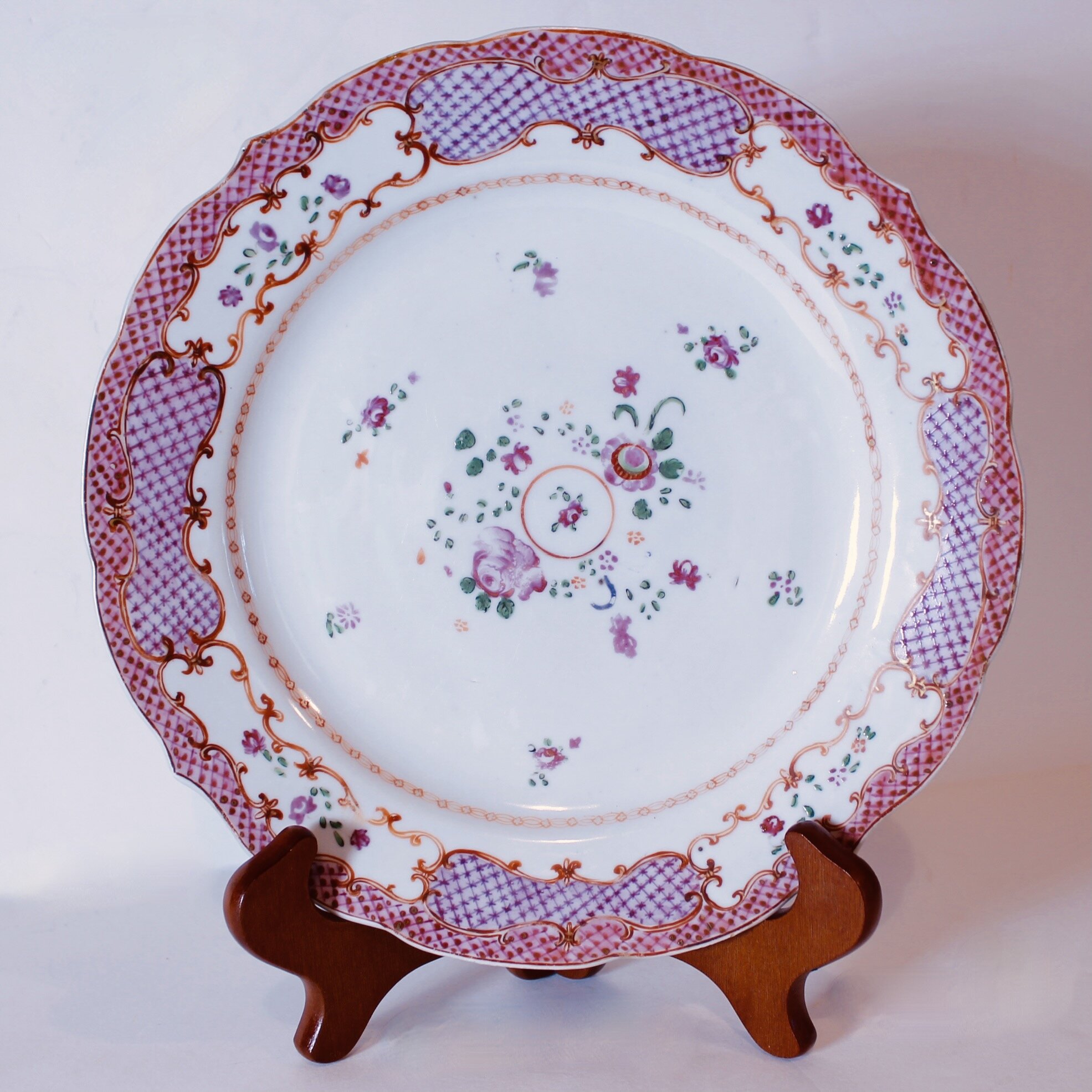 Chinese Export Famille Rose Qianlong Plate